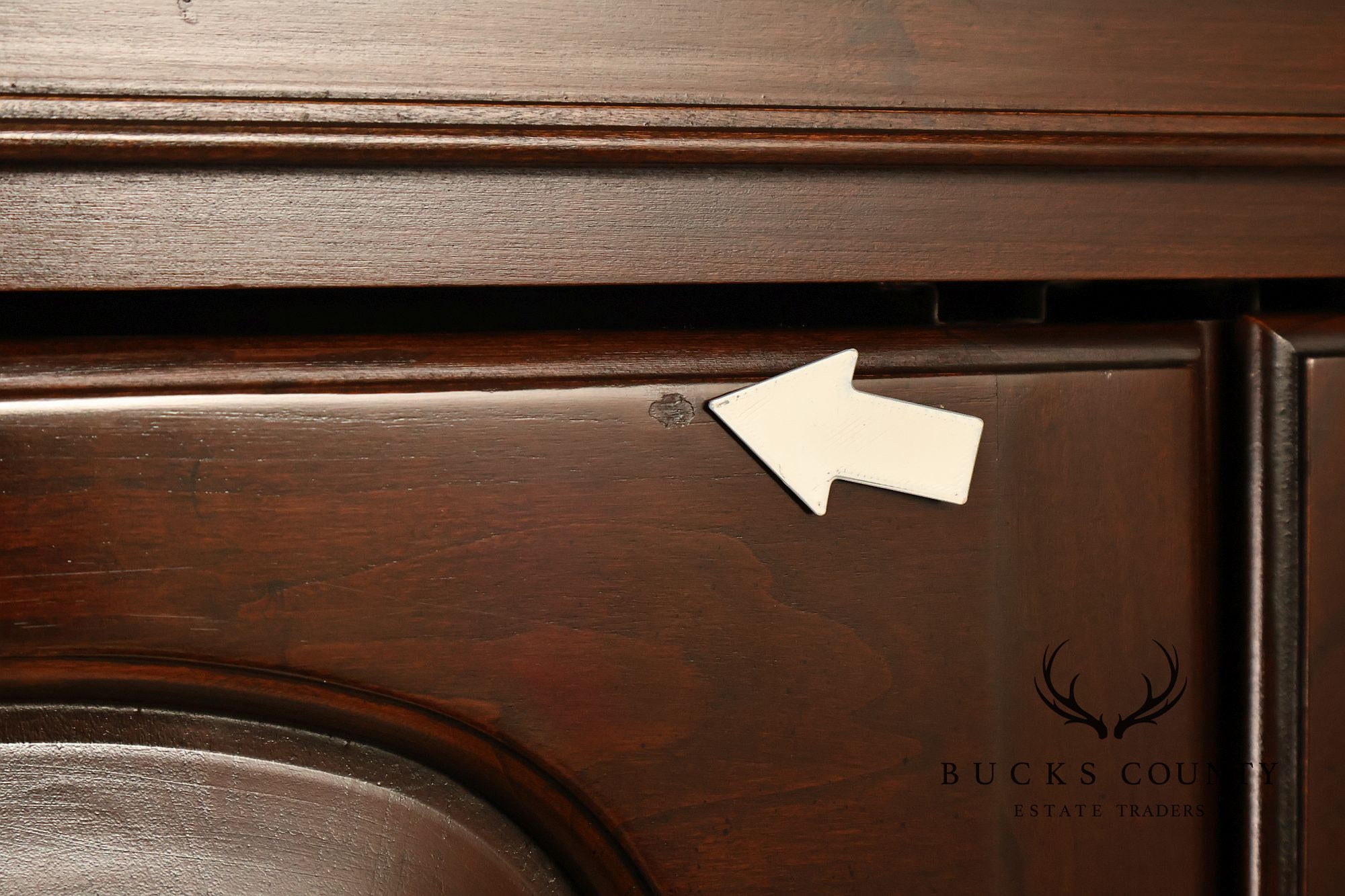 Ethan Allen Georgian Court Collection Traditional Entertainment Armoire Cabinet