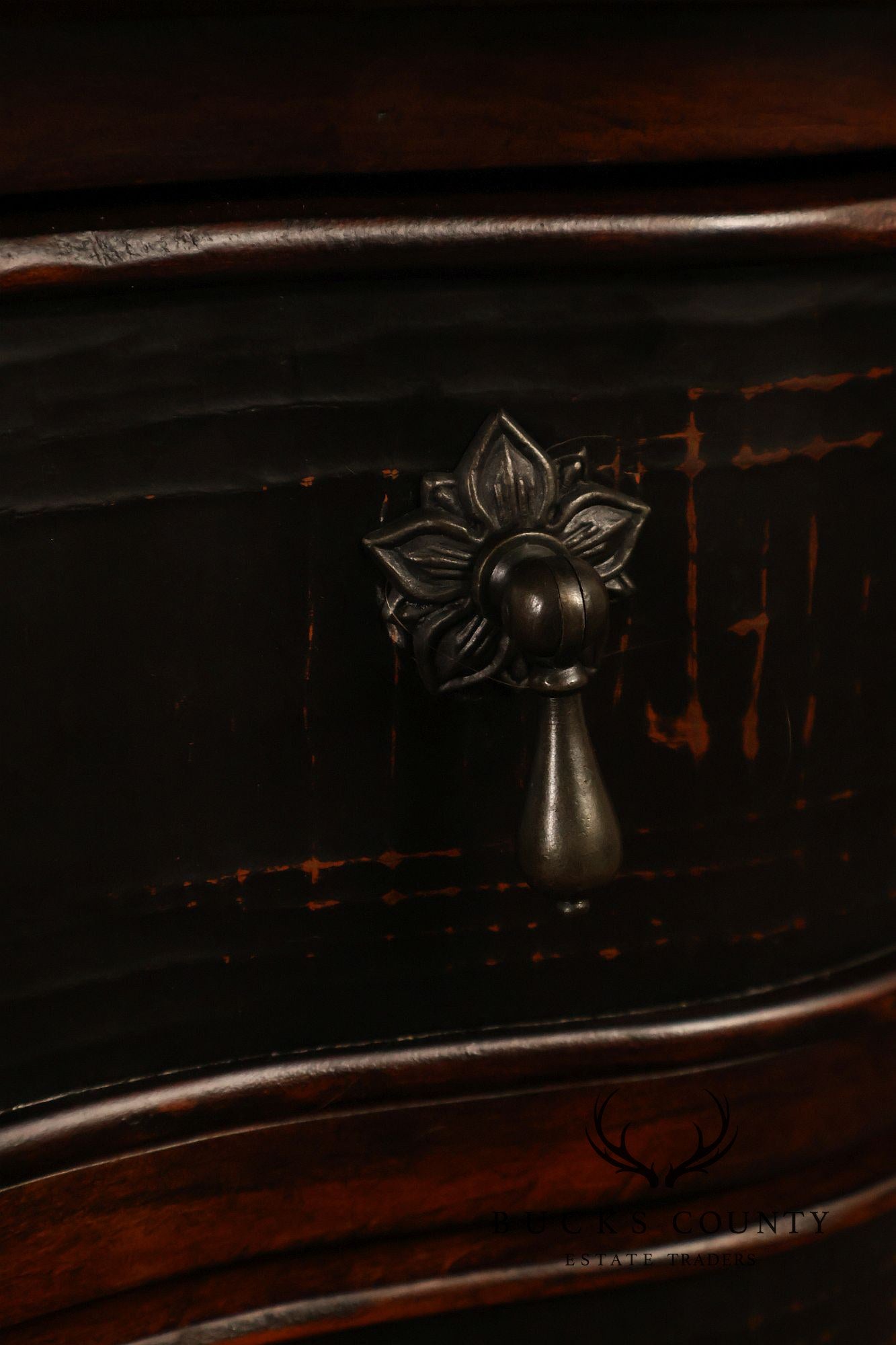 Ethan Allen Pair Of Serpentine Lucca Chests