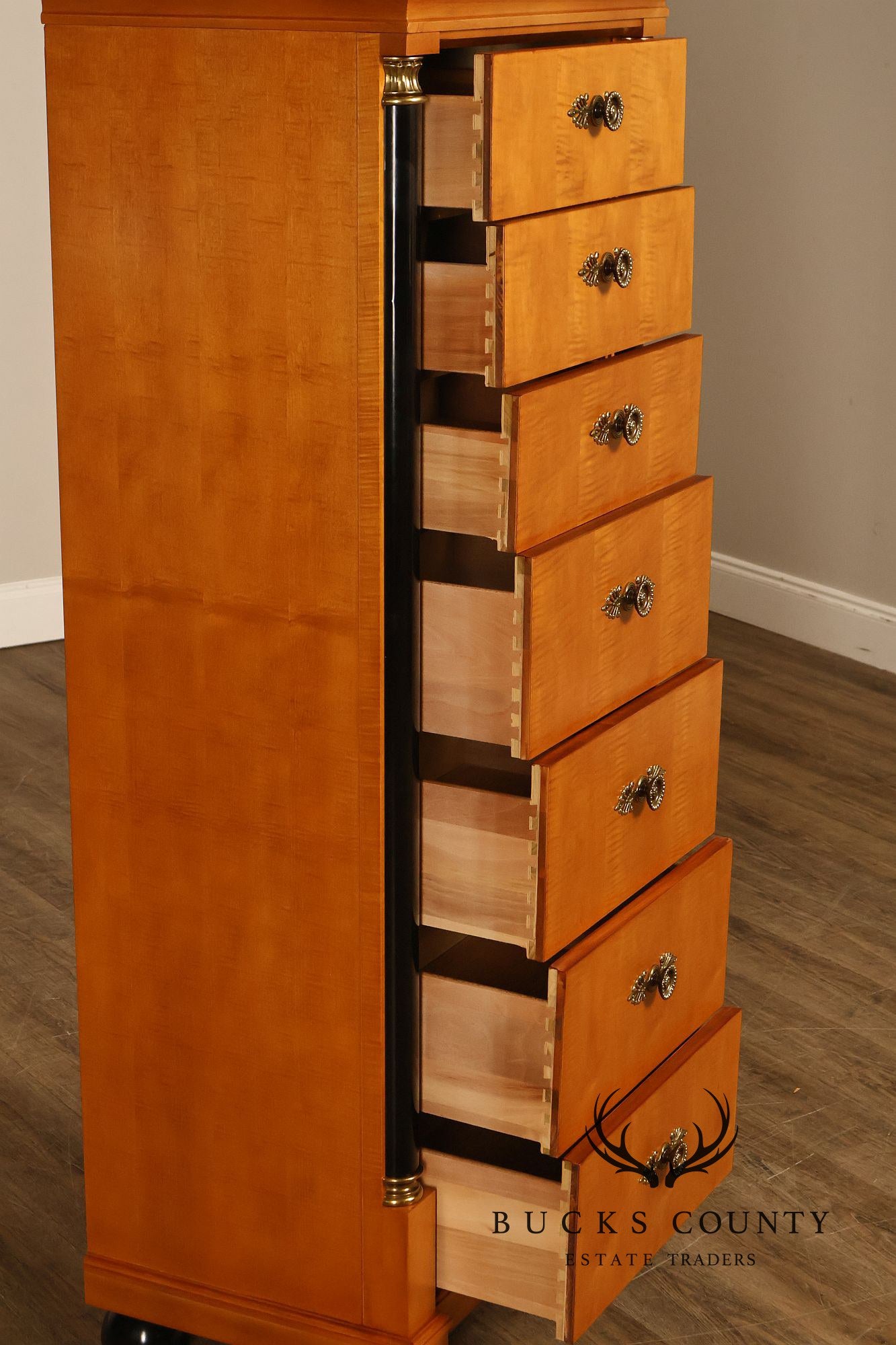 Thomasville Grand Classics Collection Empire Style Lingerie Chest