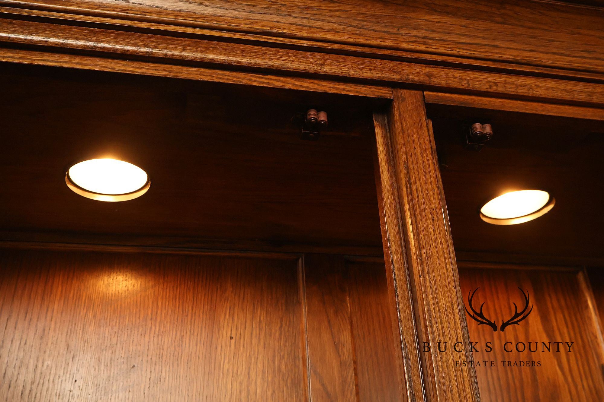 Ethan Allen Traditional Oak Lighted China Cabinet