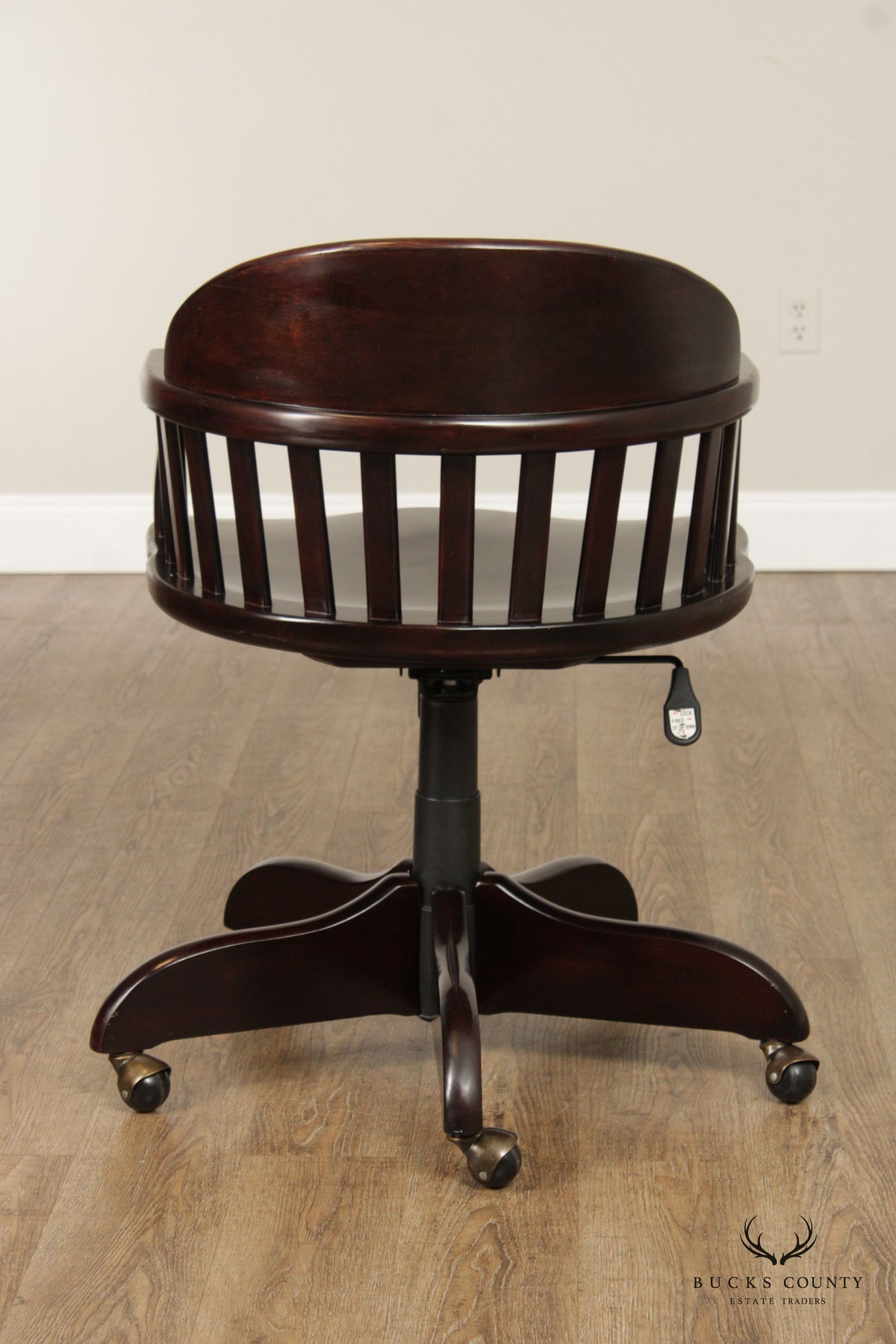 Adjustable Rolling Banker's Office Chair