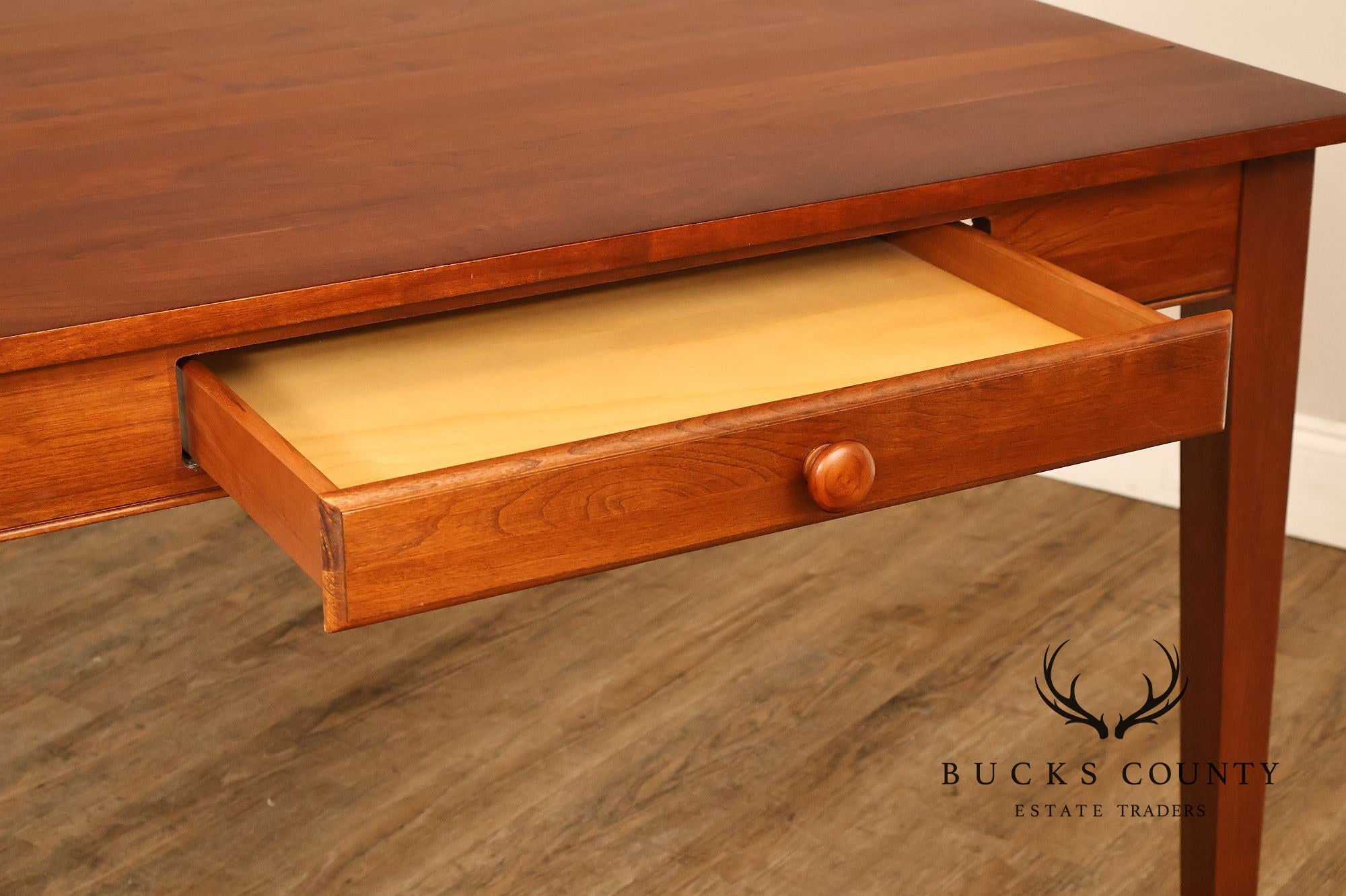 Ethan Allen 'American Impressions' Expandable Cherry Dining Table