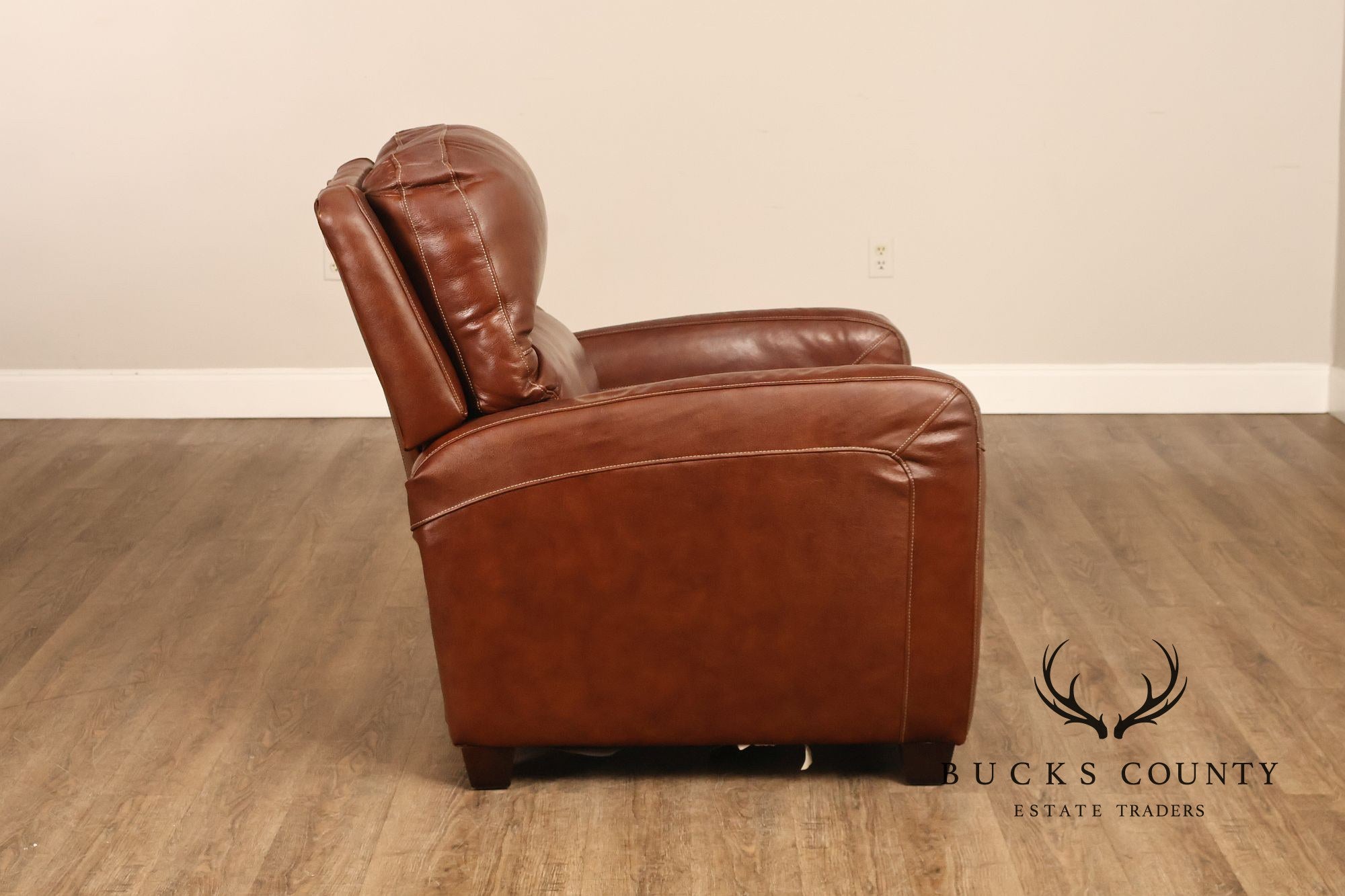 Lane Furniture Leather Reclining Armchair