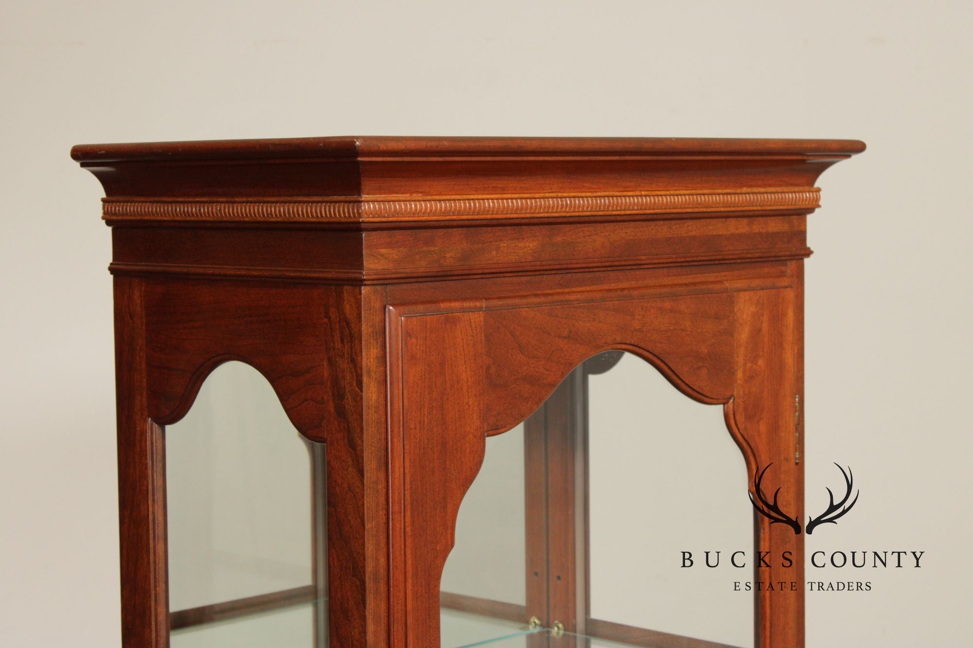 Knob Creek Traditional Cherry Narrow Curio Display Cabinet