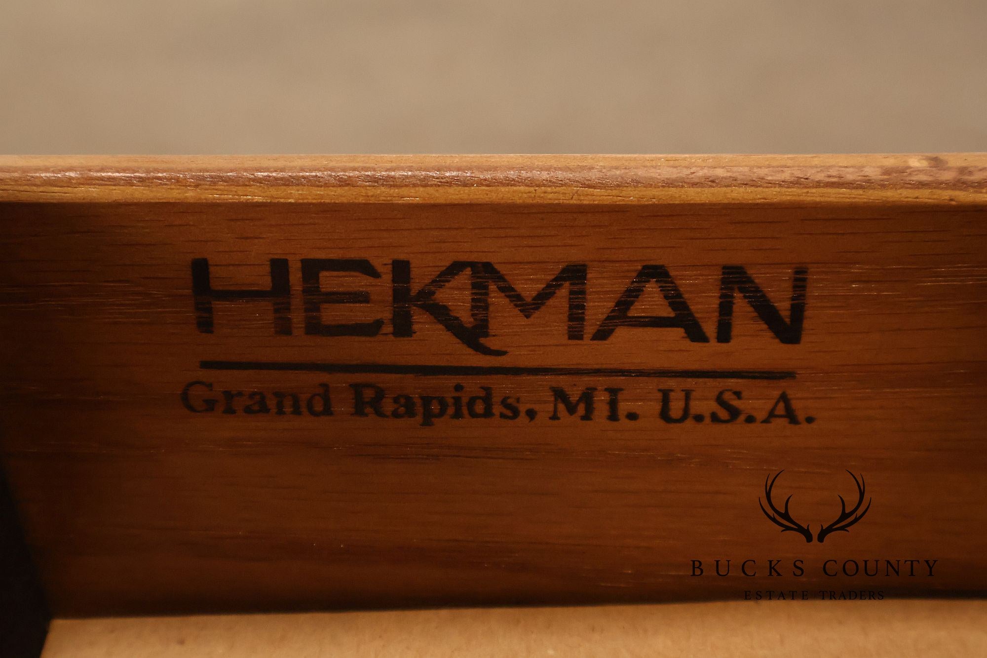 Hekman Federal Style Mahogany Inlaid Silver Chest