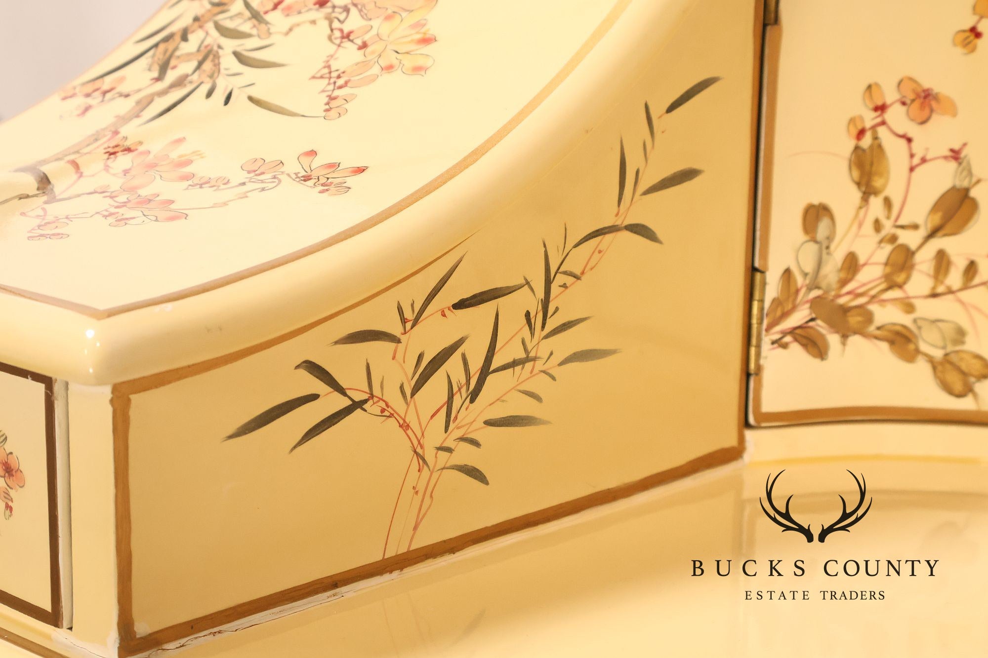 Chinoiserie Painted Carlton House Writing Desk With Chair