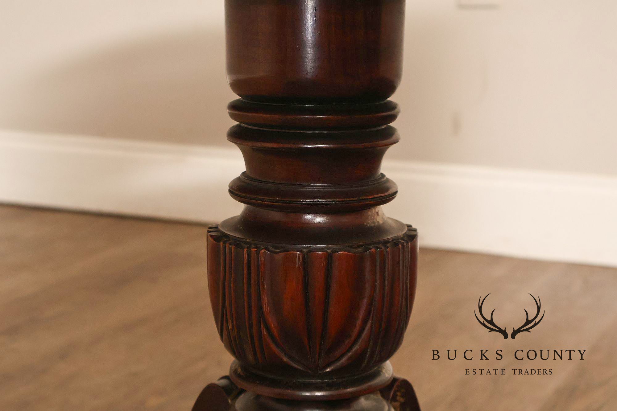 1940's Vintage Pair of Regency Style Mahogany Green Leather Top Pedestal Side Tables