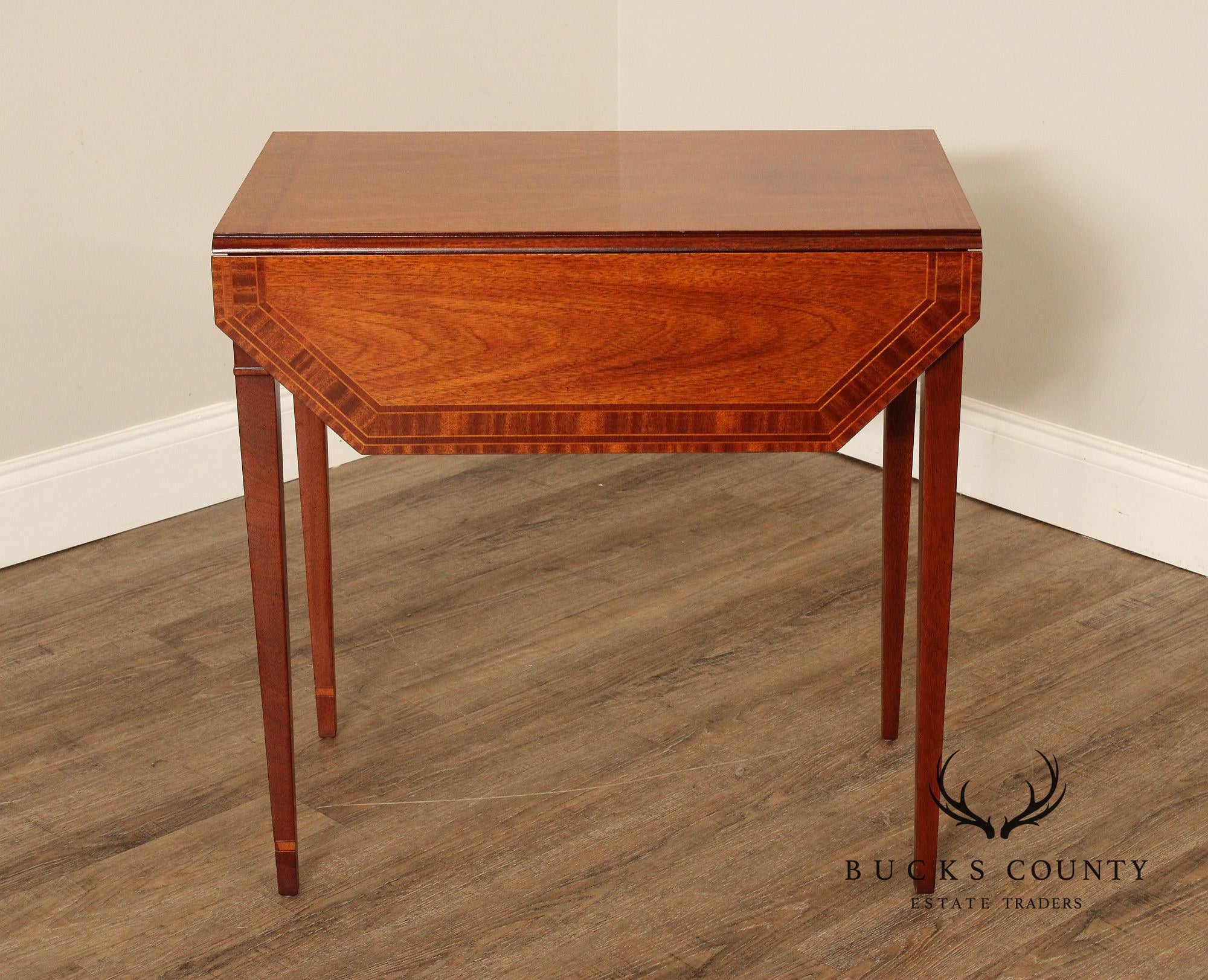 Councill Federal Style Pair of Inlaid Mahogany Pembroke Side Tables