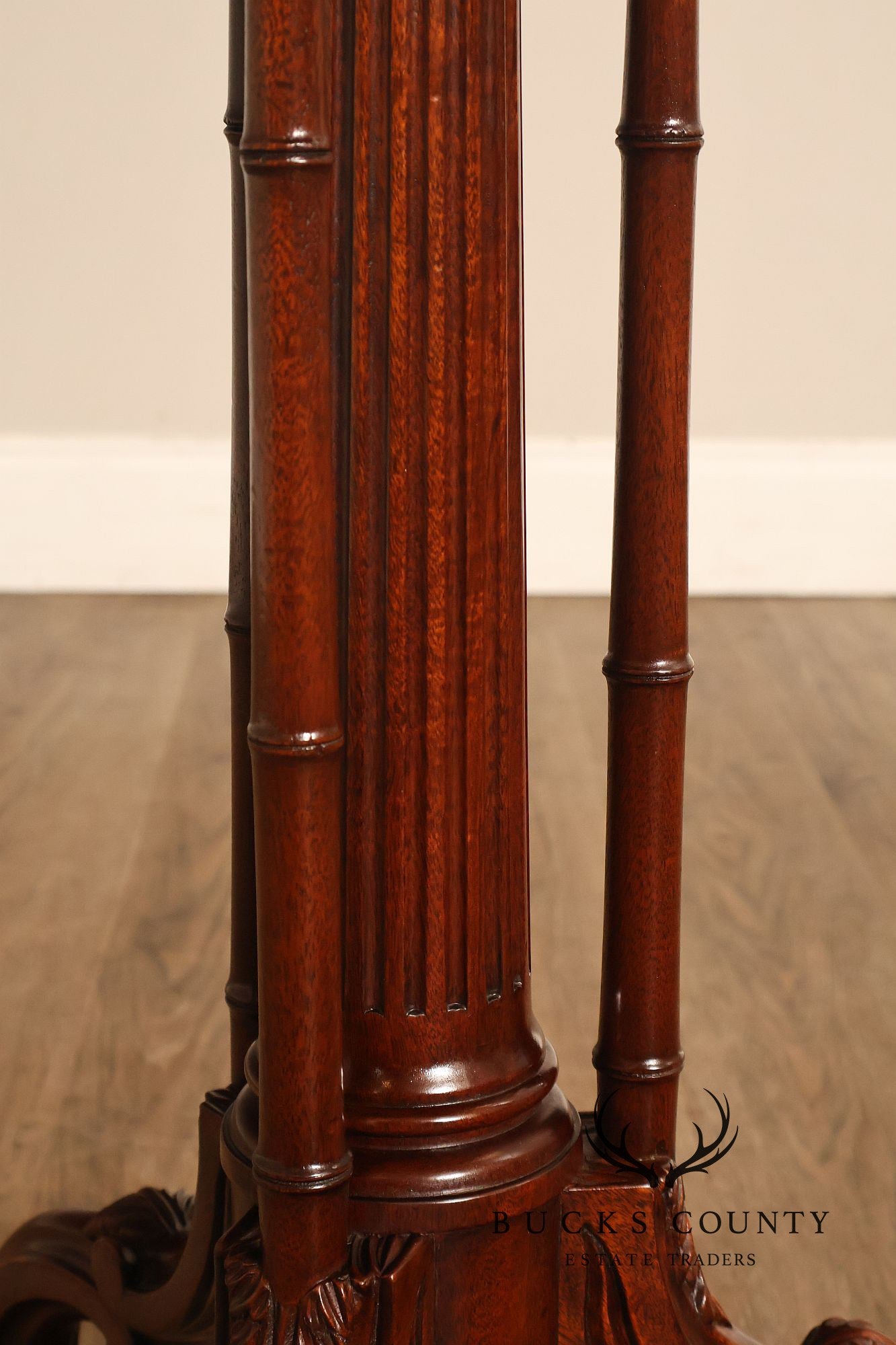 Georgian Style Mahogany Pie Crust Tilt Top Pedestal Table