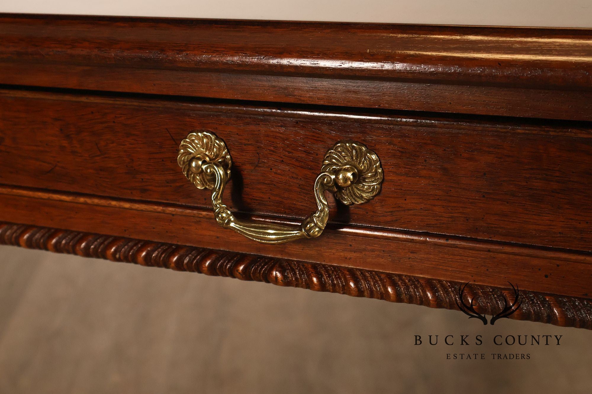 Henredon 'Rittenhouse Square' Mahogany Expandable Dining Table