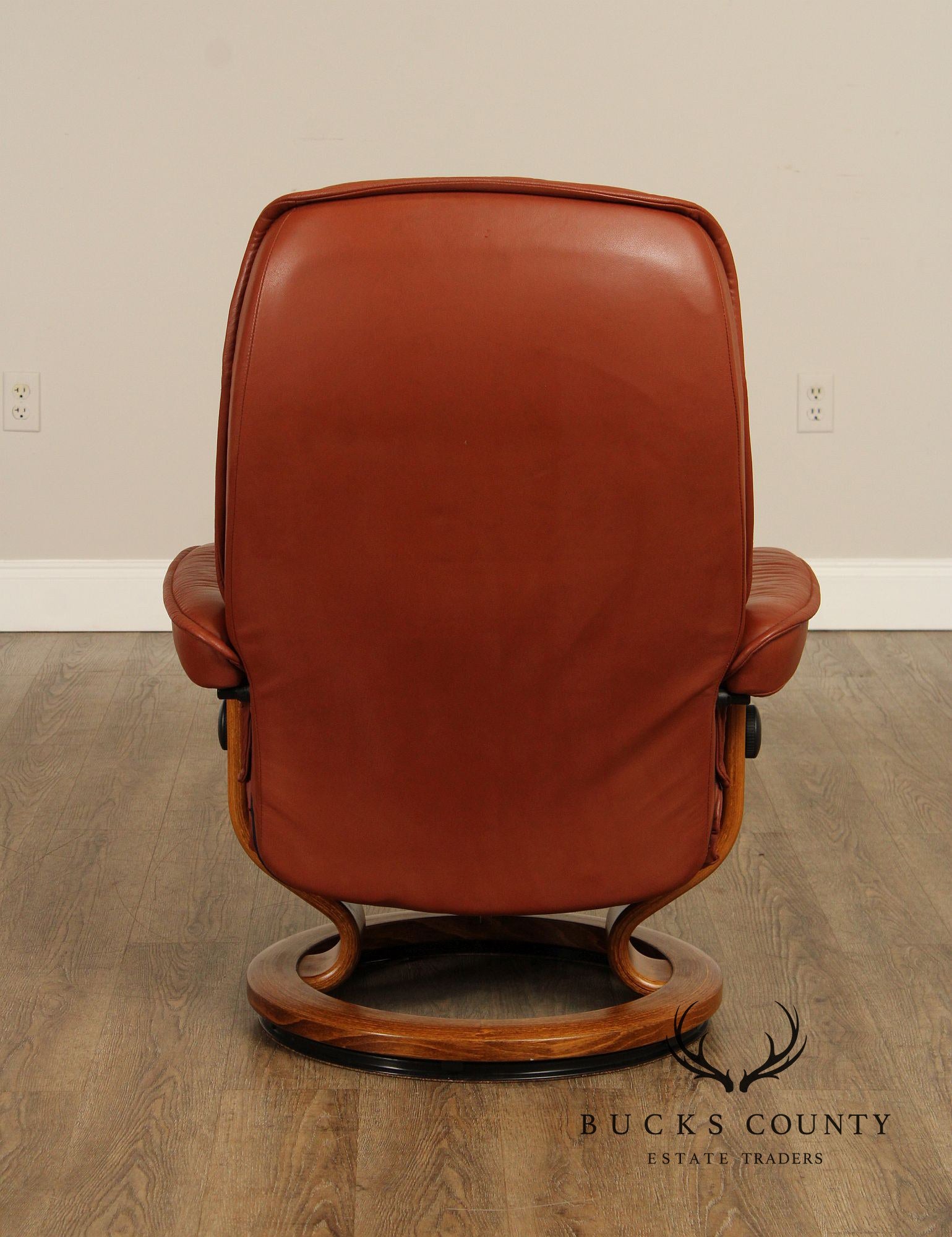 Ekornes Stressless Mid Century Modern Style Leather Recliner With Ottoman