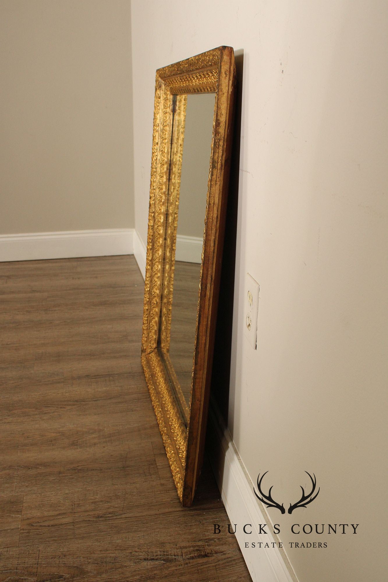 French Rococo Style Giltwood Carved Wall Mirror
