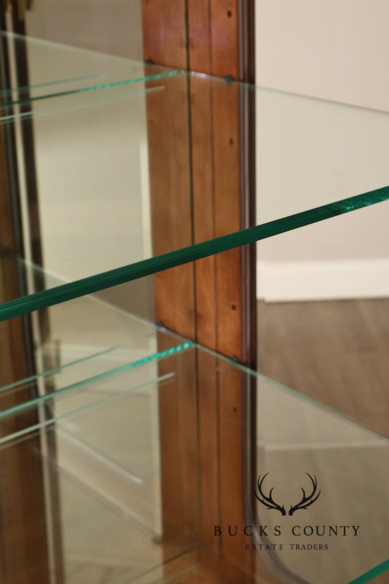 Thomasville Traditional Style Pair Lighted Curio Display Cabinets