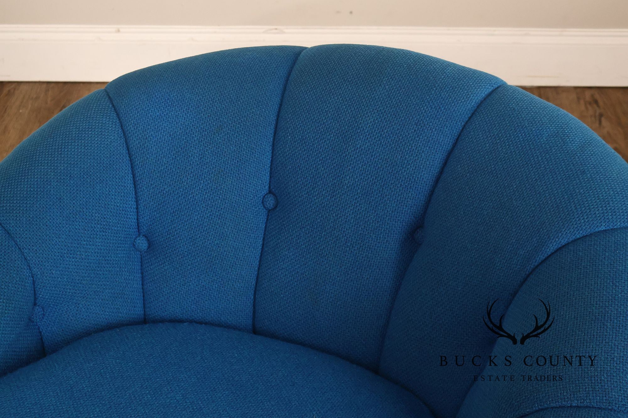 Schnadig Mid Century Modern  Blue Upholstered Swivel Lounge Chair