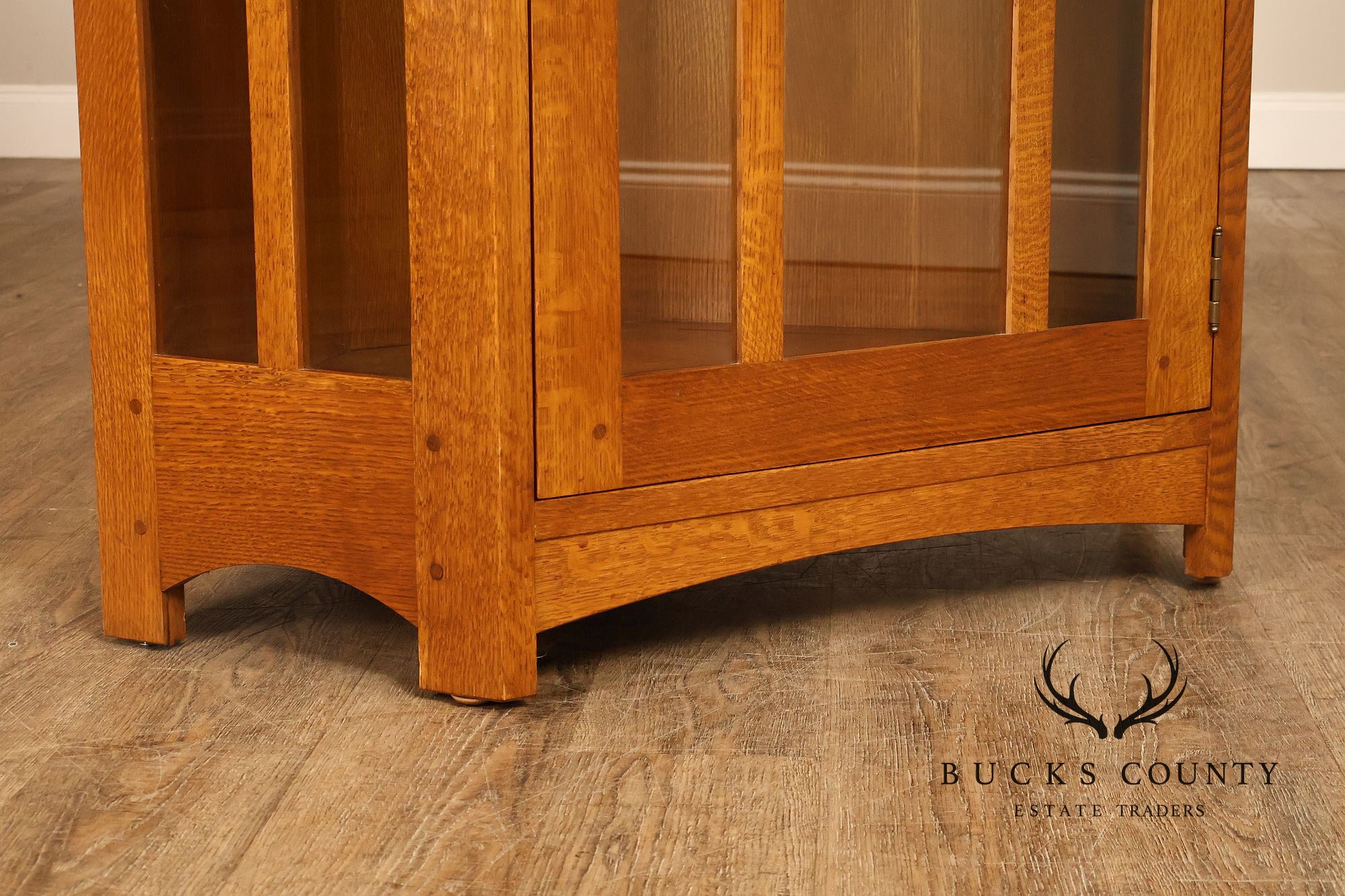 Stickley Mission Collection Oak Corner Cabinet
