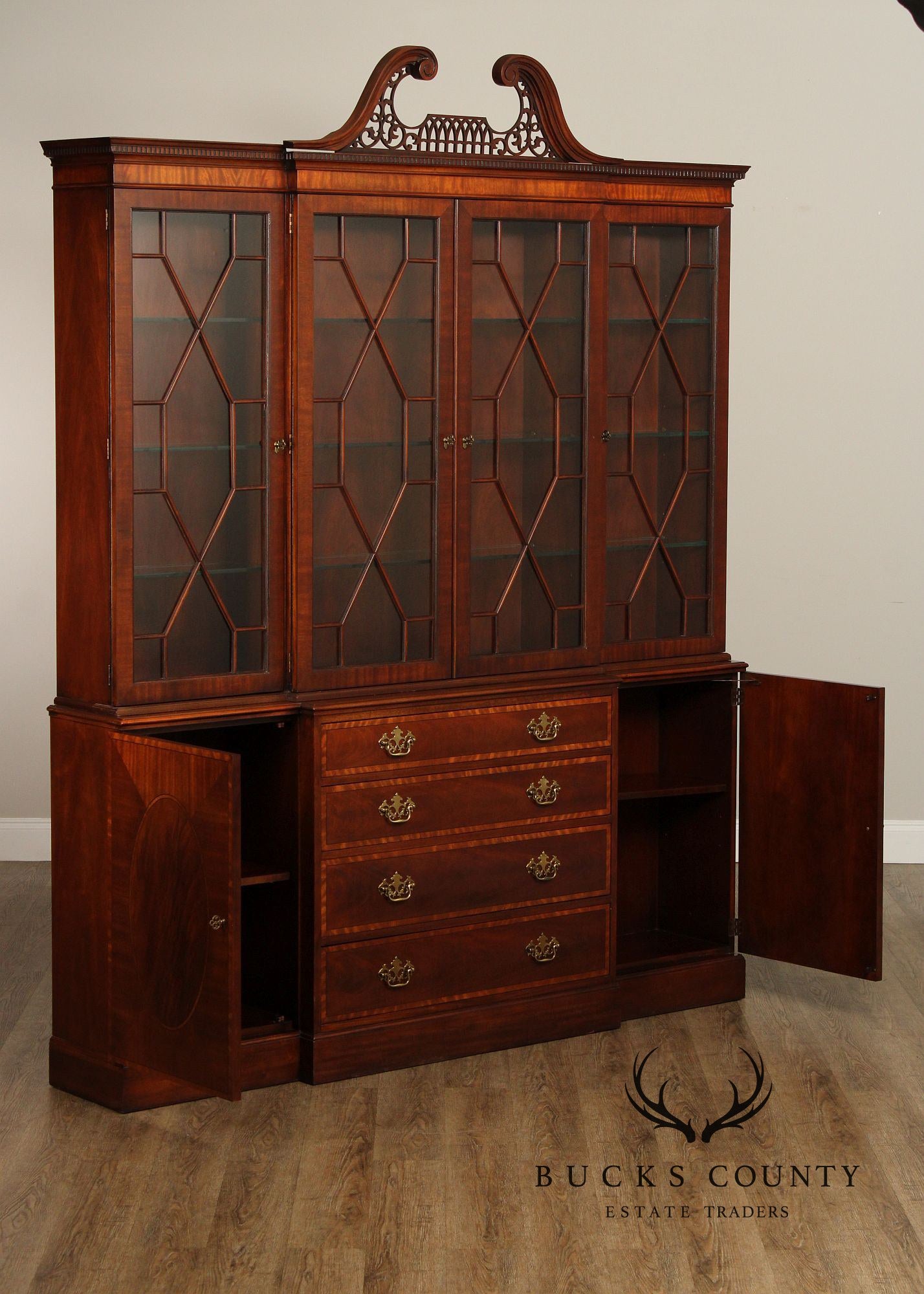 Baker Furniture Georgian Style Mahogany Breakfront Bookcase