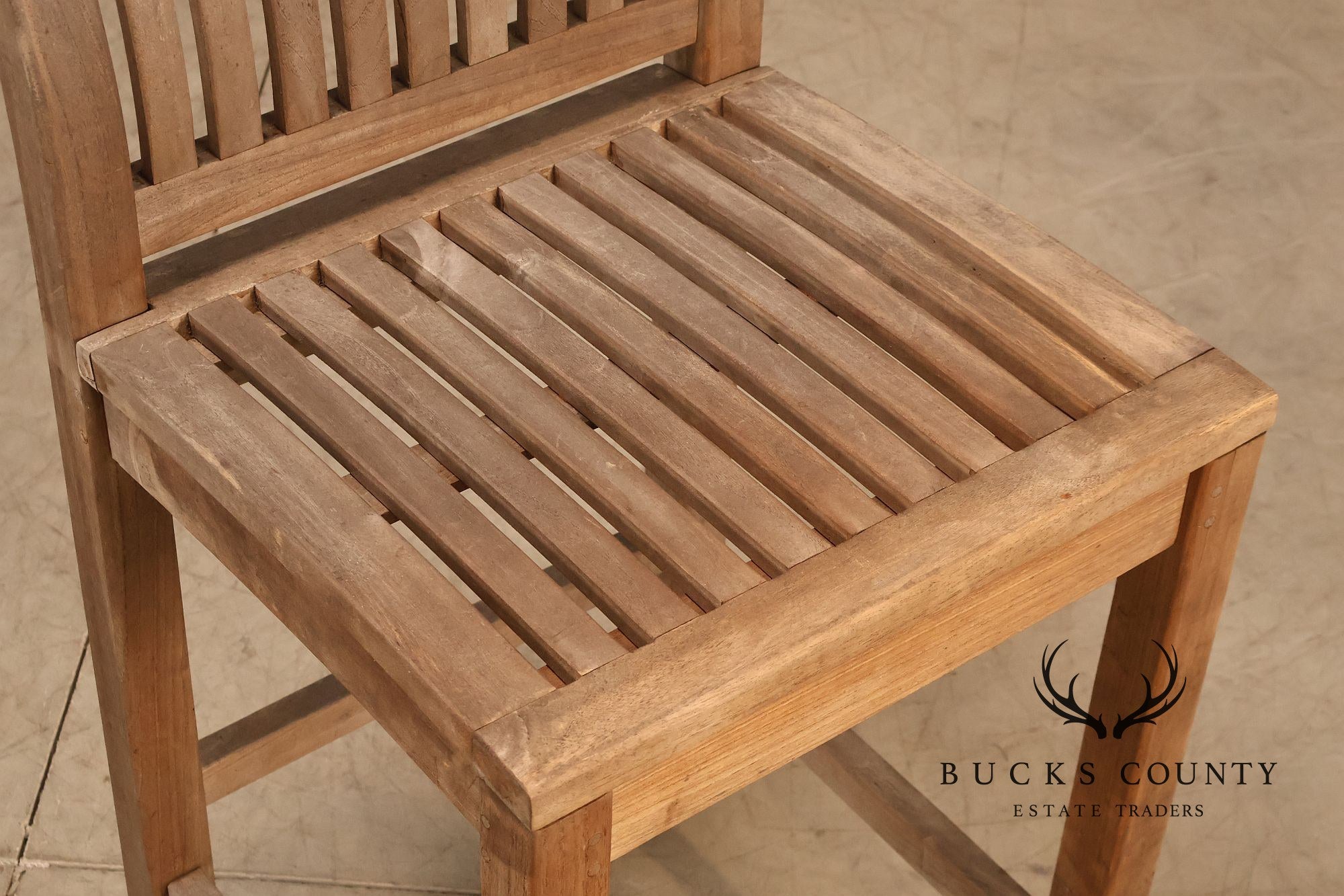 BenchSmith Set of Four 'Buckingham' Teak Outdoor Bar Stools