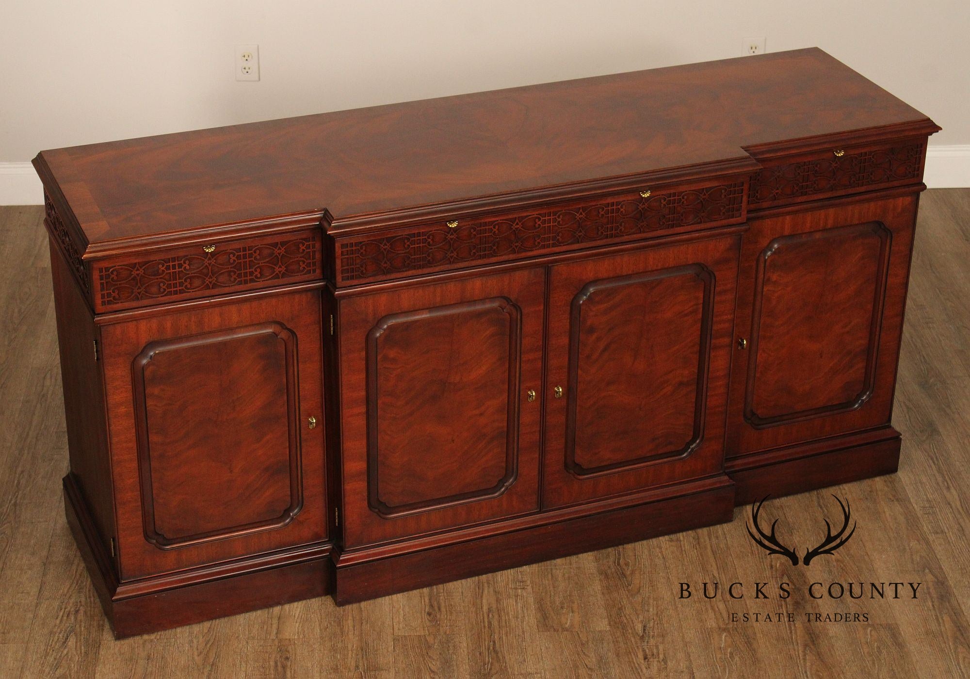 Henkel Harris Georgian Style Mahogany Sideboard