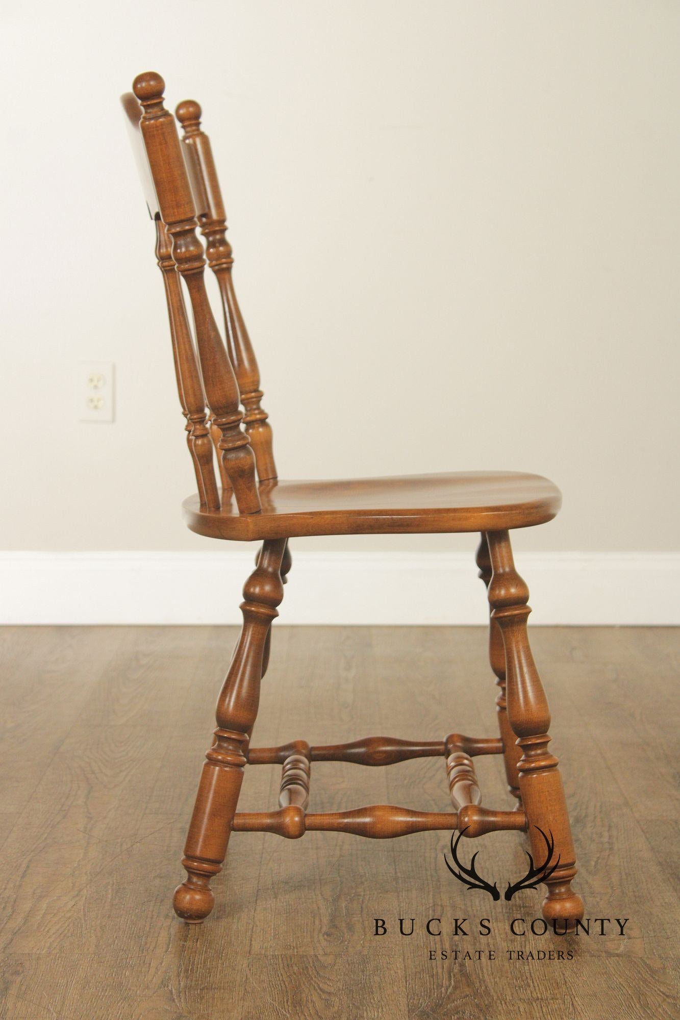 Ethan Allen Heirloom Nutmeg Maple Colonial Spindle Back Side Chair
