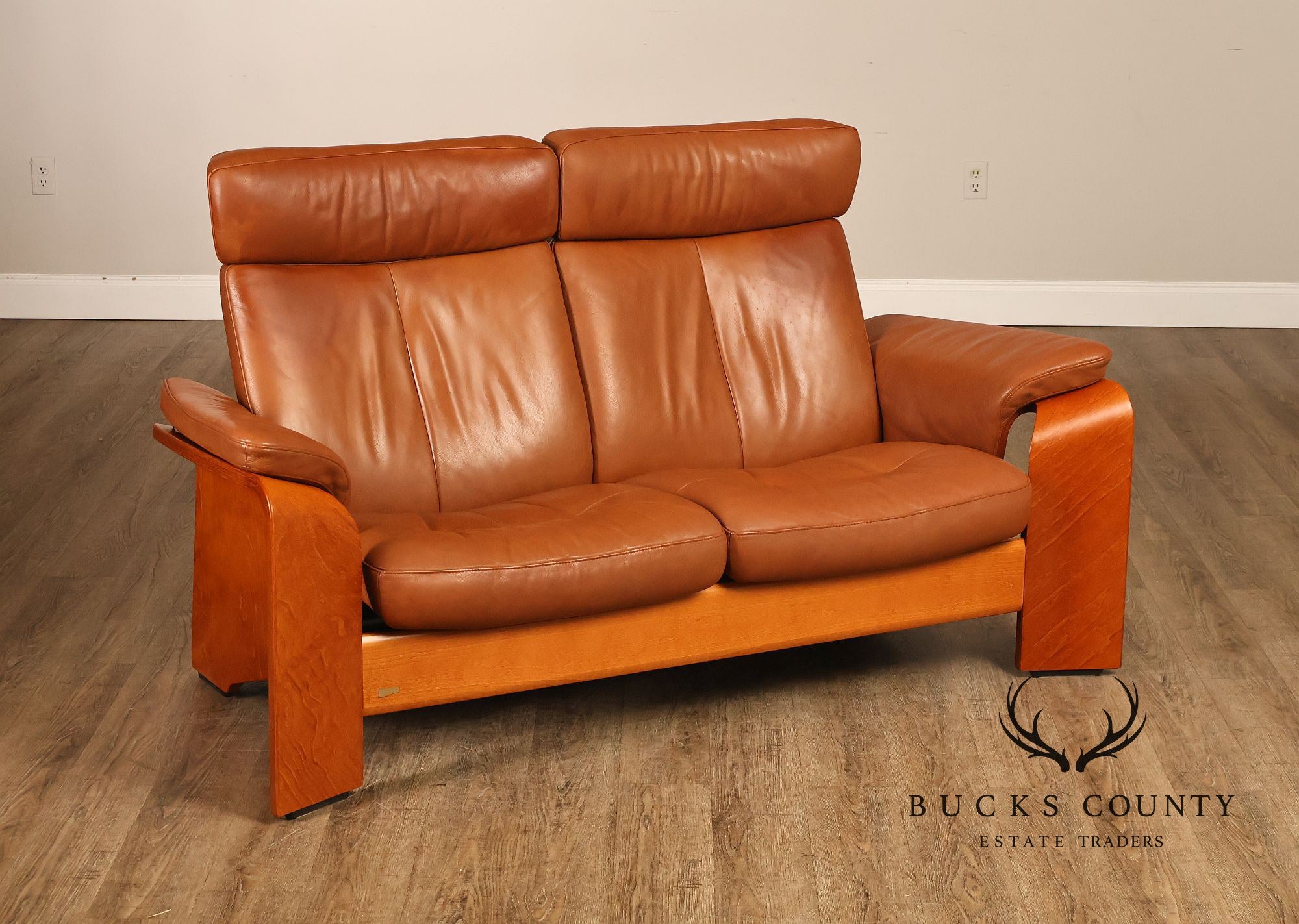 Ekornes Stressless Pegasus Leather Loveseat