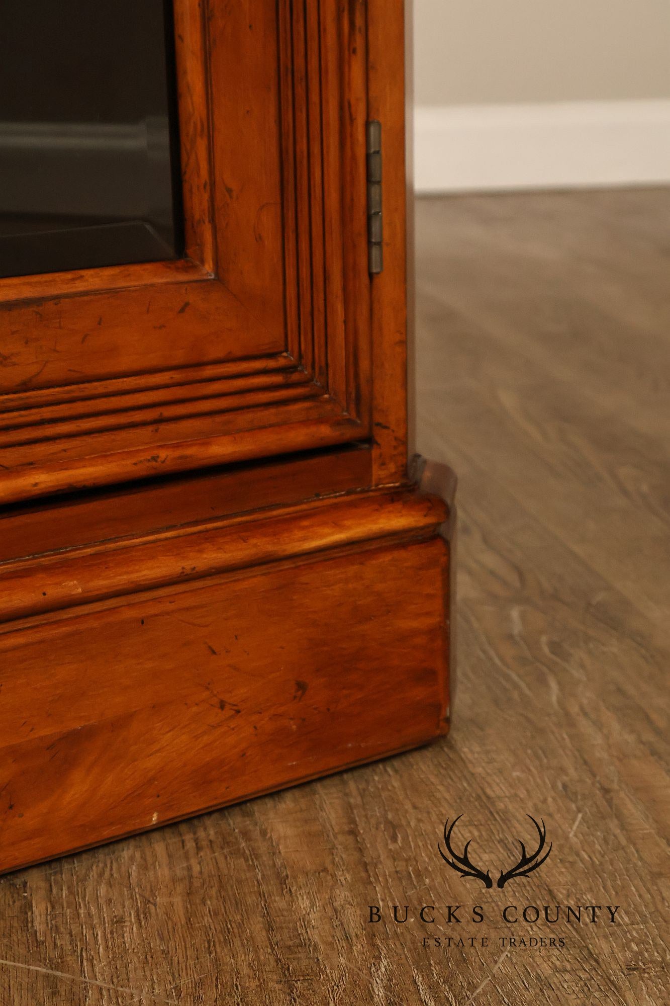 Sligh Ellis Collection Entertainment Console Cabinet