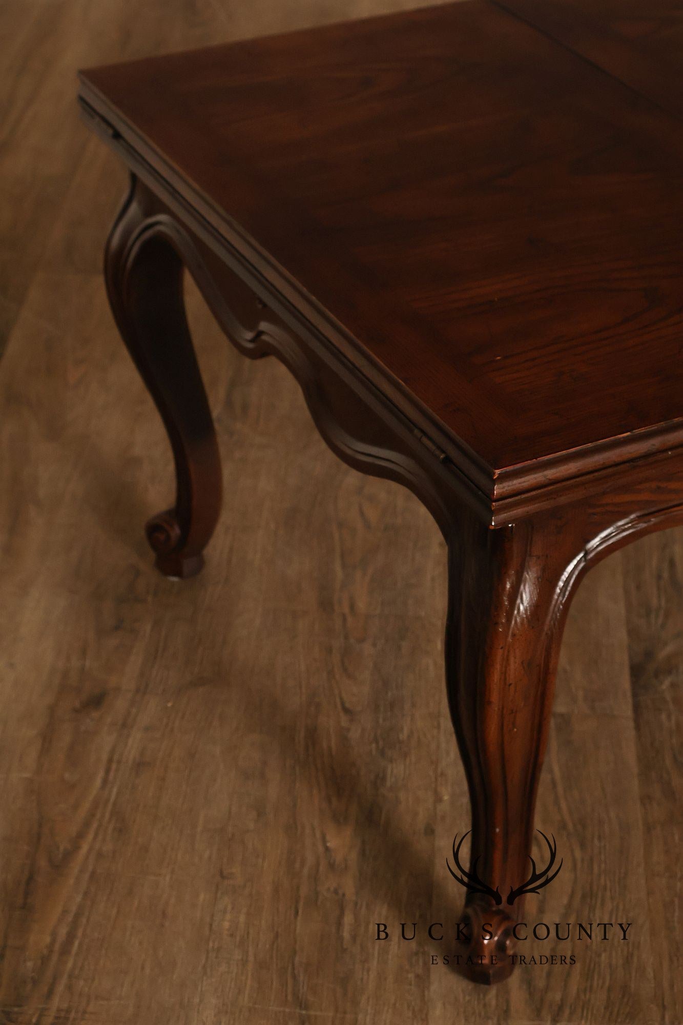 Henredon French Louis XV Style Oak Expanding Coffee Table
