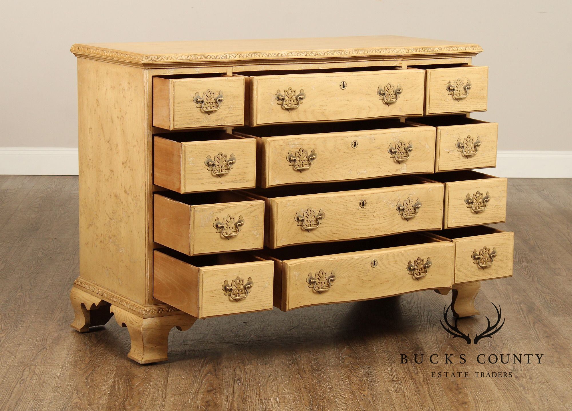 Century Furniture Georgian Style Distress Painted Oak Twelve Drawer Chest