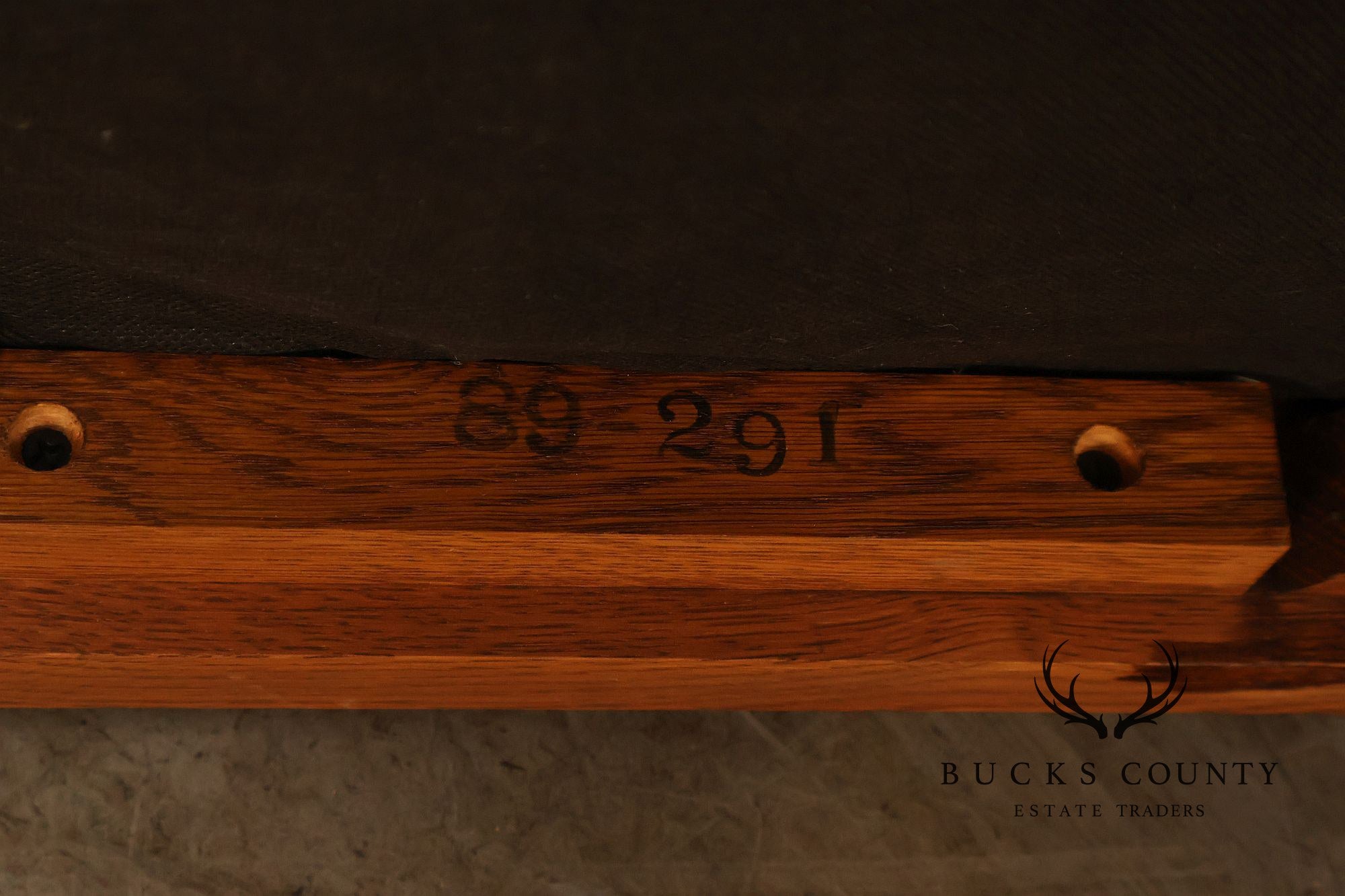 Stickley Mission Collection Oak Spindle Settle