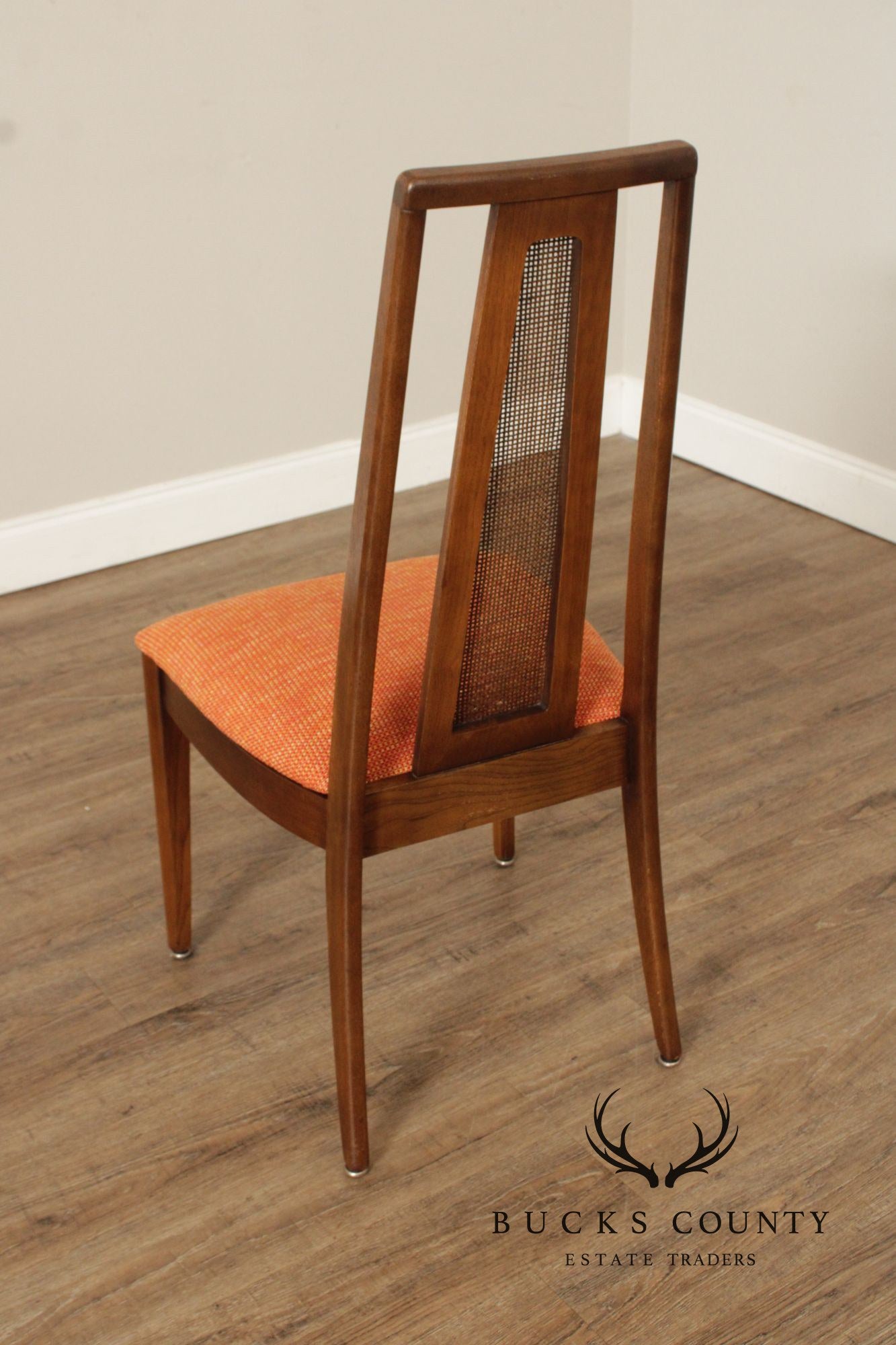 Broyhill Emphasis Mid Century Modern Set Of Six Walnut Dining Chairs