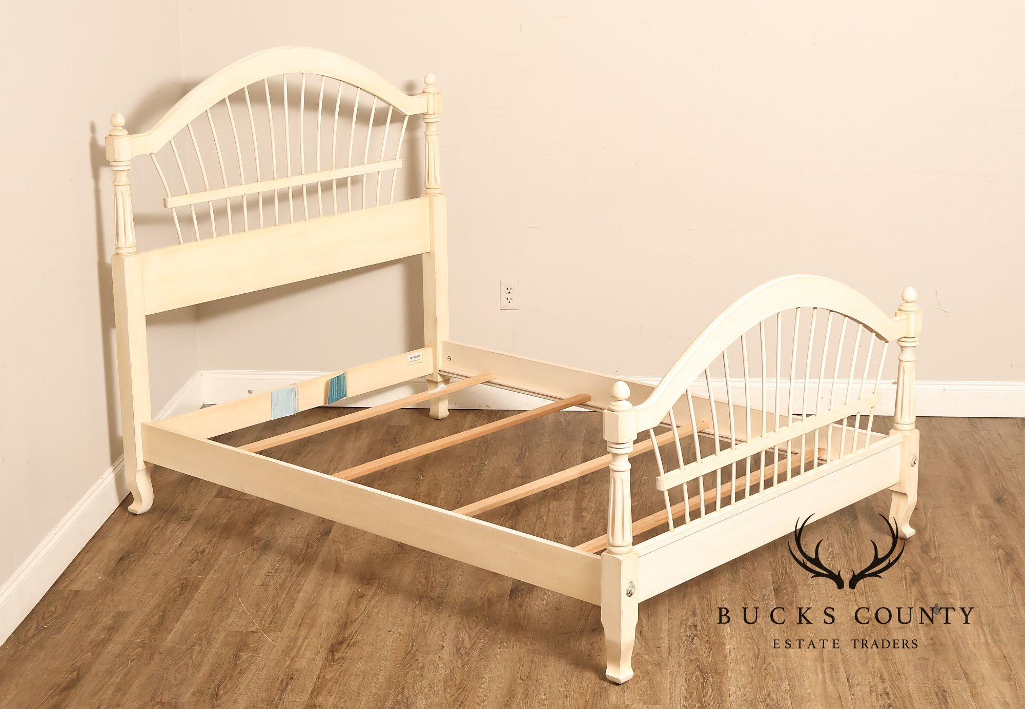 Ethan Allen French Country Style Cream Painted Full Spindle Bedframe