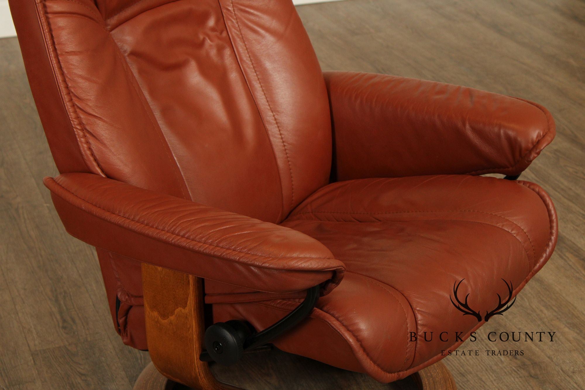 Ekornes Stressless Mid Century Modern Style Leather Recliner With Ottoman