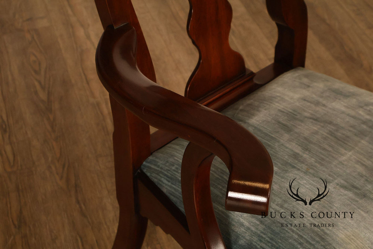 Henkel-Harris Set Of Eight Mahogany Queen Anne Dining Chairs