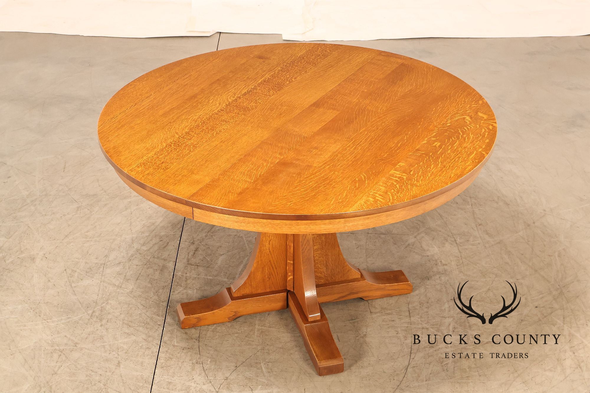 Stickley Mission Collection Round Oak Extension Dining Table With 3 Leaves In 35 Fayetteville Finish