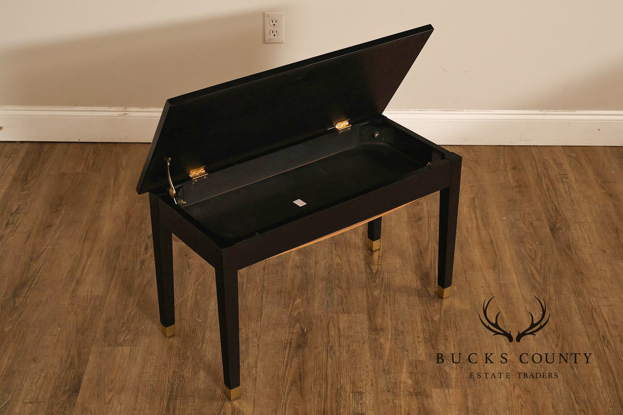 Kawai GE-1 Black Baby Grand Piano With Matching Bench