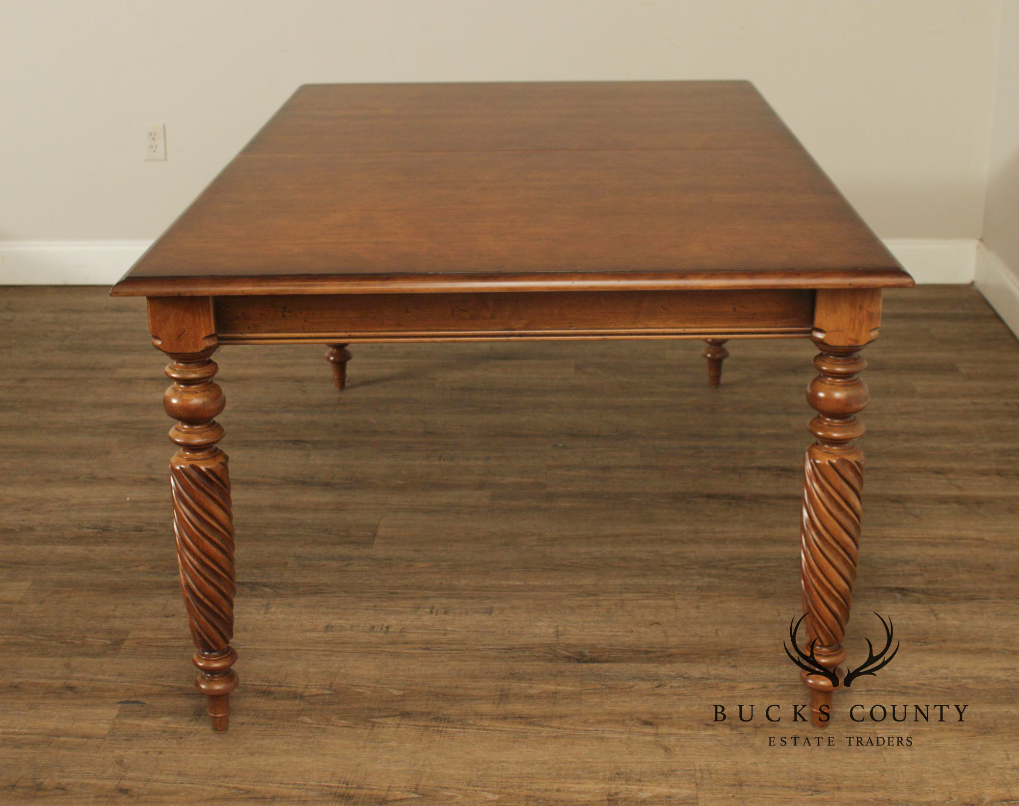 Ethan Allen 'British Classics' Extendable Dining Table