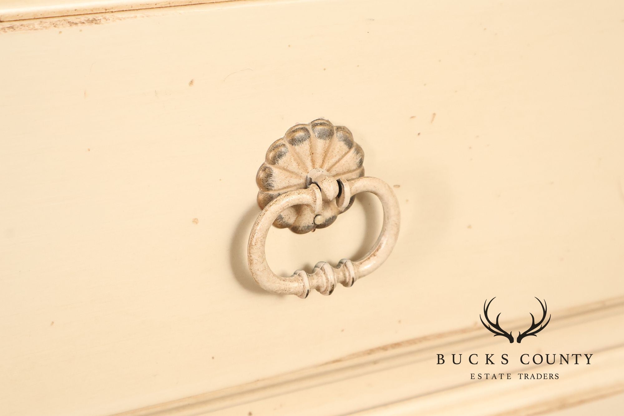 Ethan Allen 'Country French' Painted Chest of Drawers