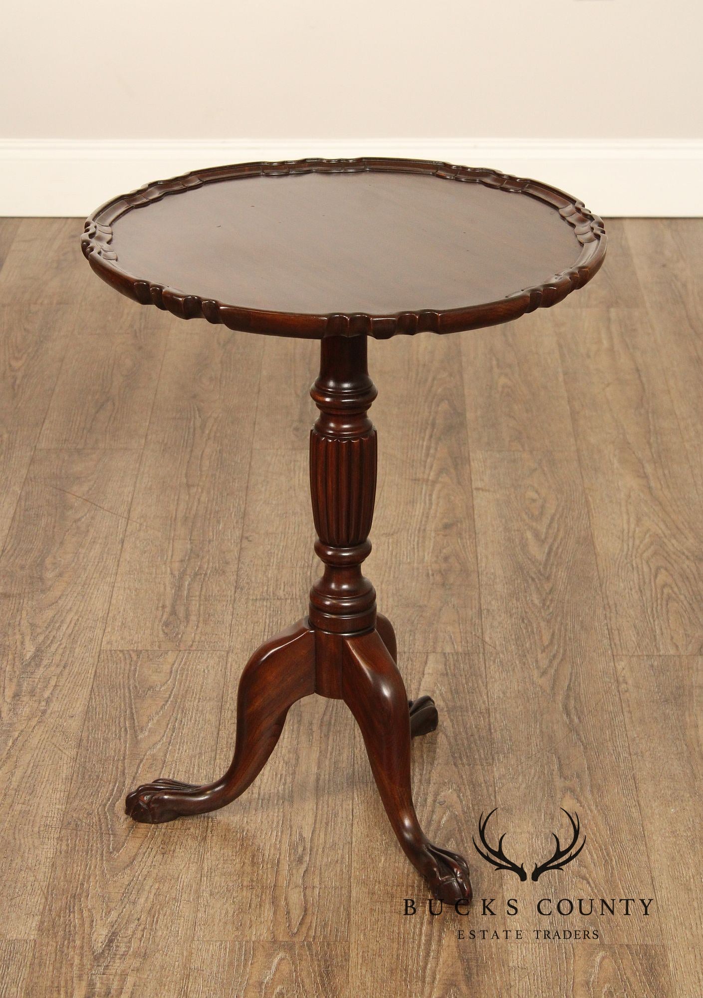 Harden Chippendale Style Piecrust Side Table