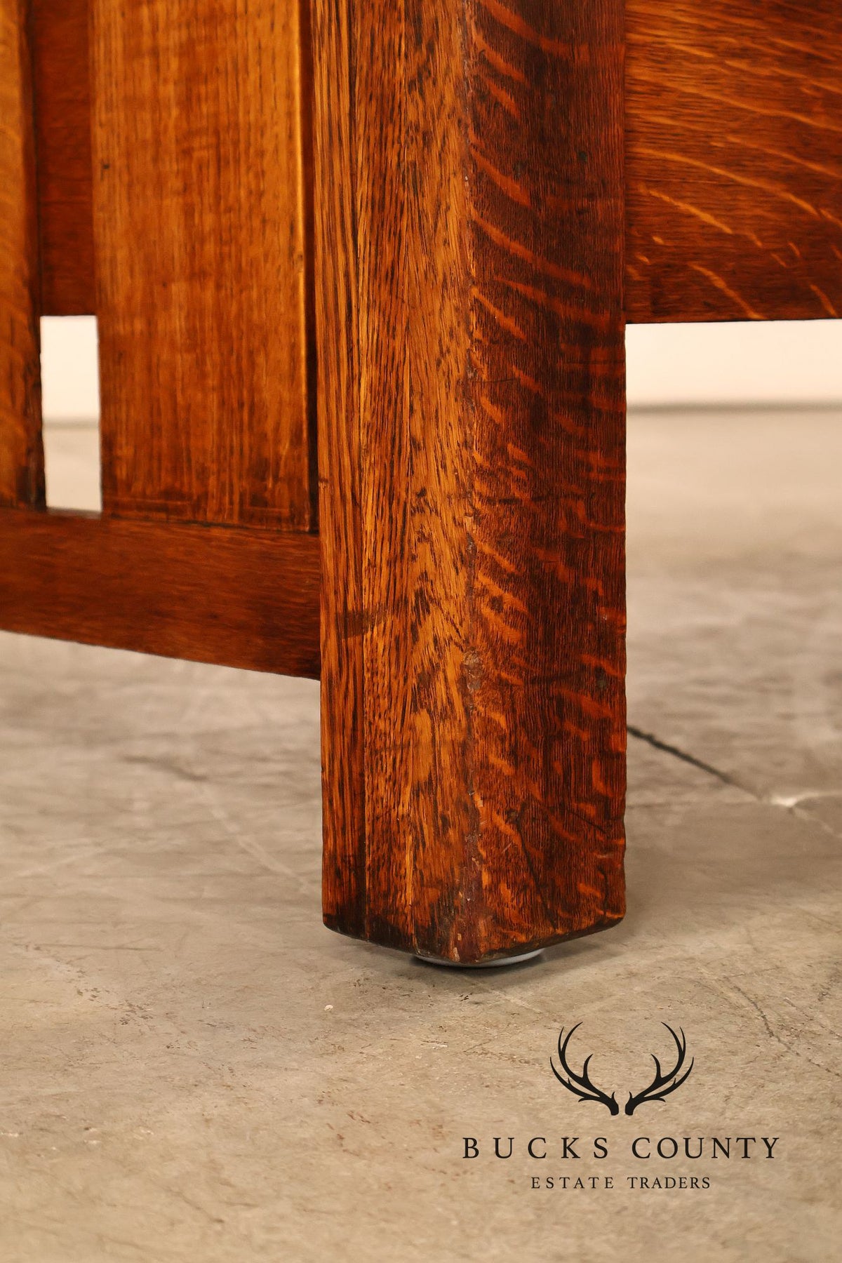 Phoenix Mission Style Quarter Sawn Oak Plank Sofa With Blue Cushions