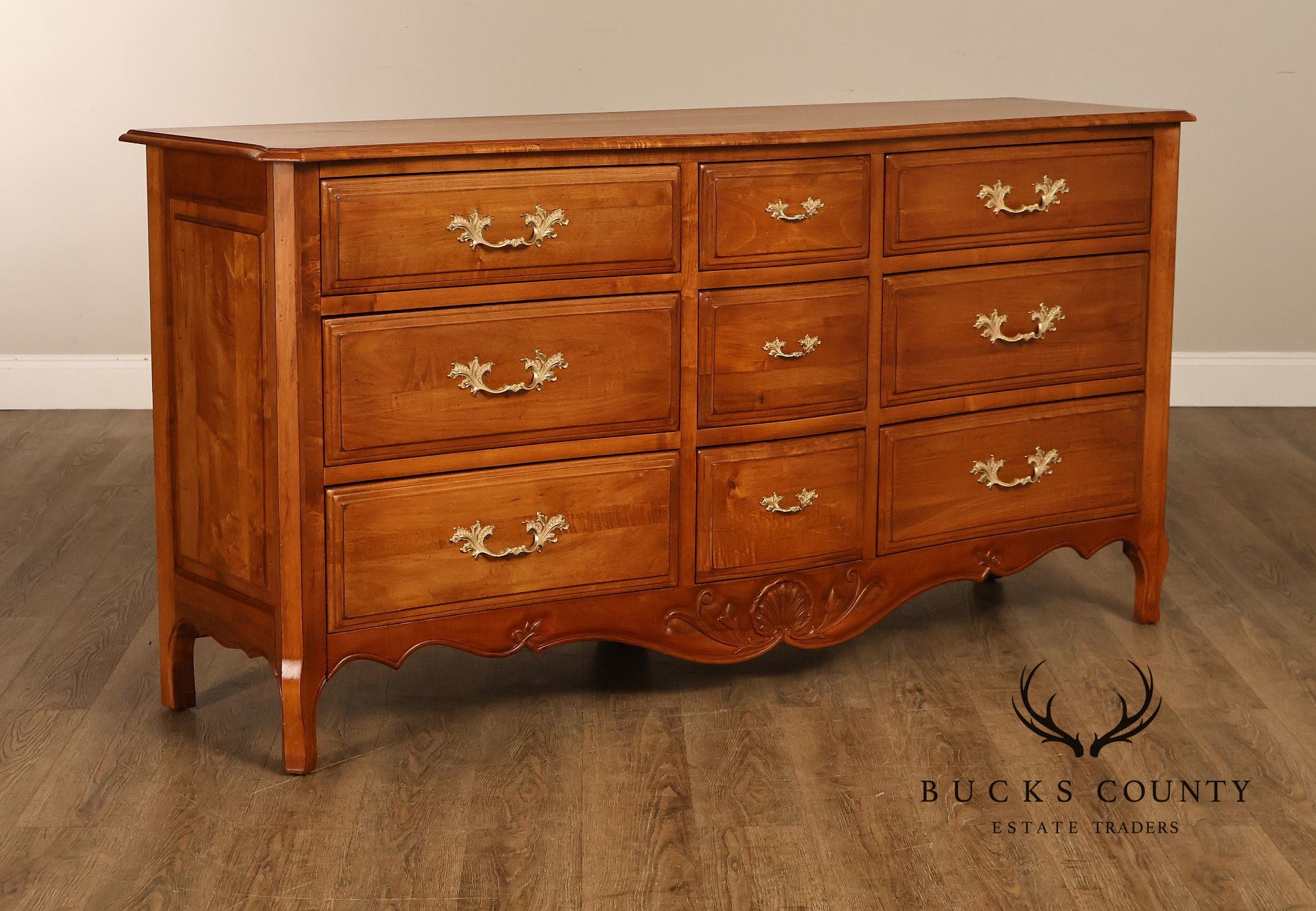 Ethan Allen 'Legacy' French Country Style Chest of Drawers