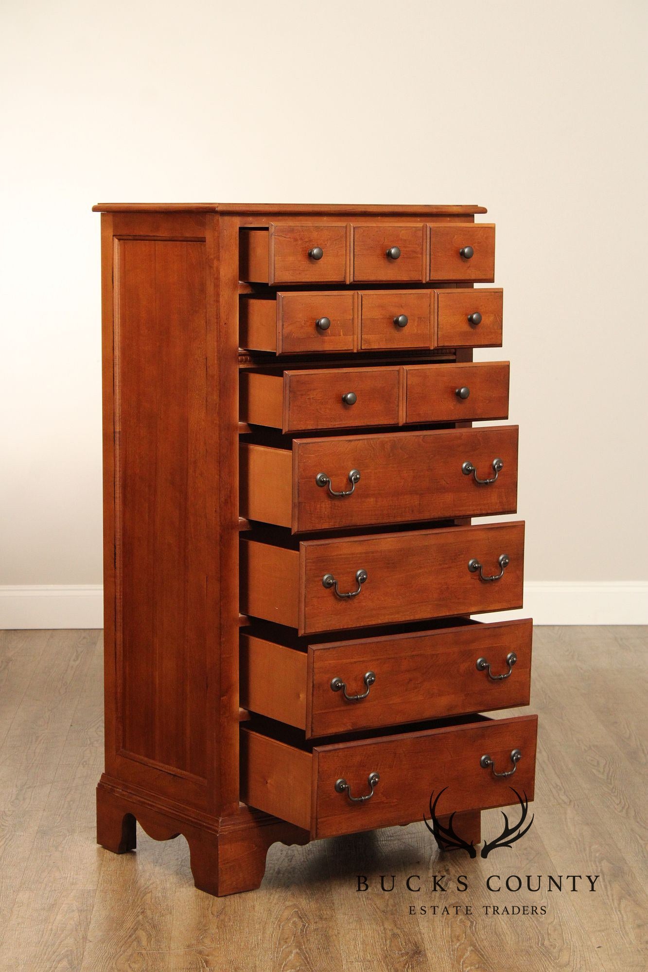 Vaughan Furniture Traditional Maple Lingerie Chest