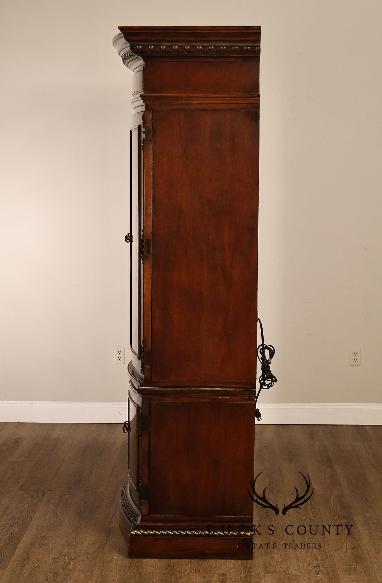 Drexel Heritage Hampshire Traditional Burl Wood Entertainment Armoire