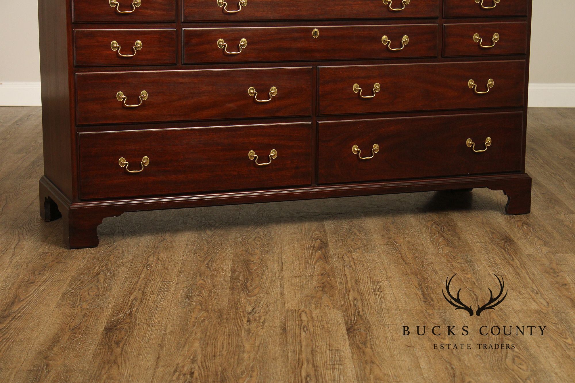 Henkel Harris Georgian Style Mahogany Ten Drawer Dresser