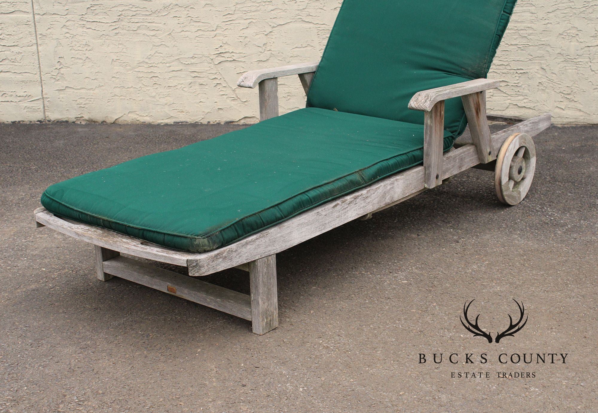 Gloster Pair of Teak Outdoor Patio Chaise Lounge Chairs