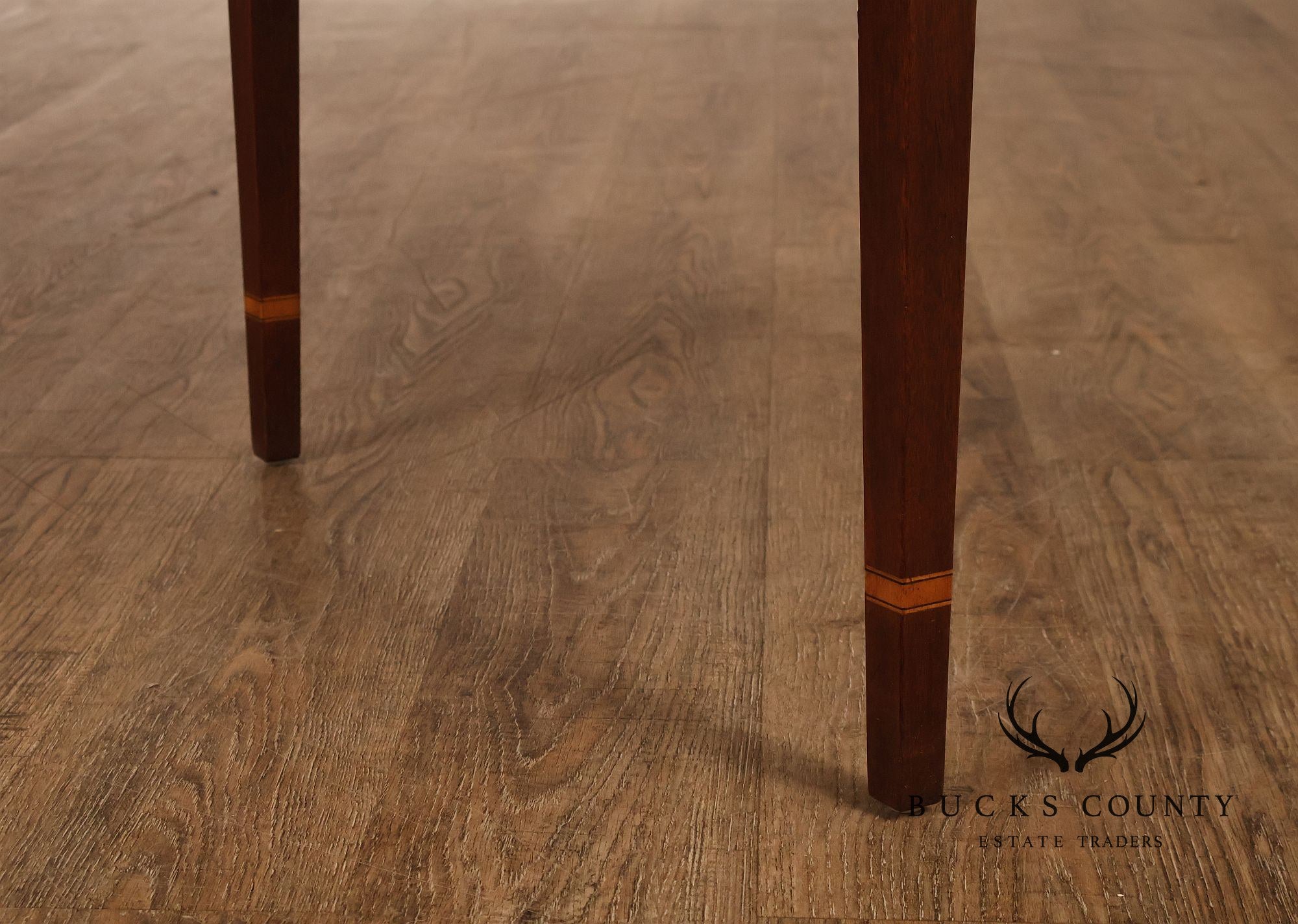 Henkel-Harris Hepplewhite Style Pair Of Mahogany Pembroke Drop Leaf Side Tables