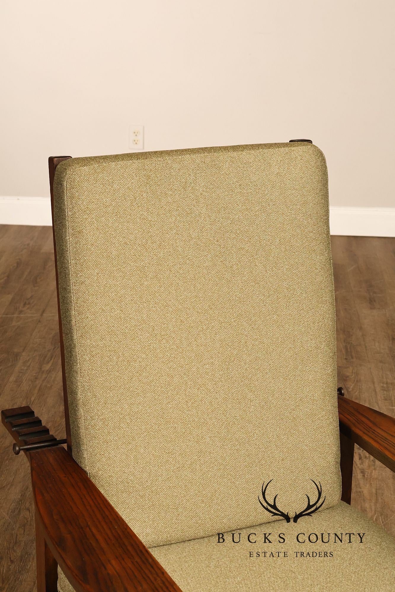 Antique Mission Oak Adjustable Morris Chair