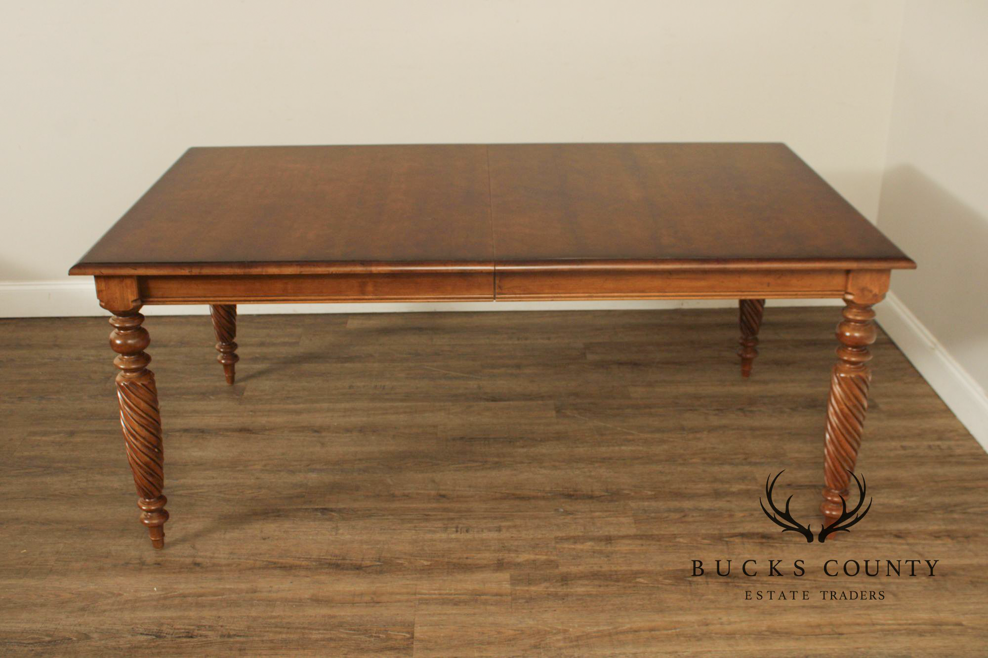 Ethan Allen 'British Classics' Extendable Dining Table