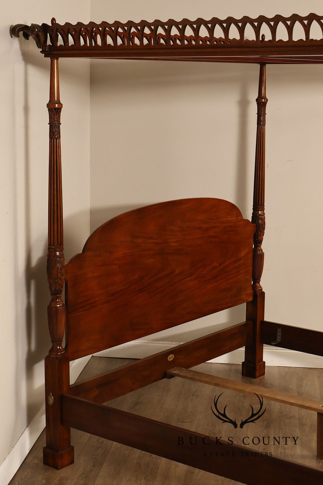 Henredon Historic Natchez Collection Southern Colonial Mahogany King Canopy Poster Bed