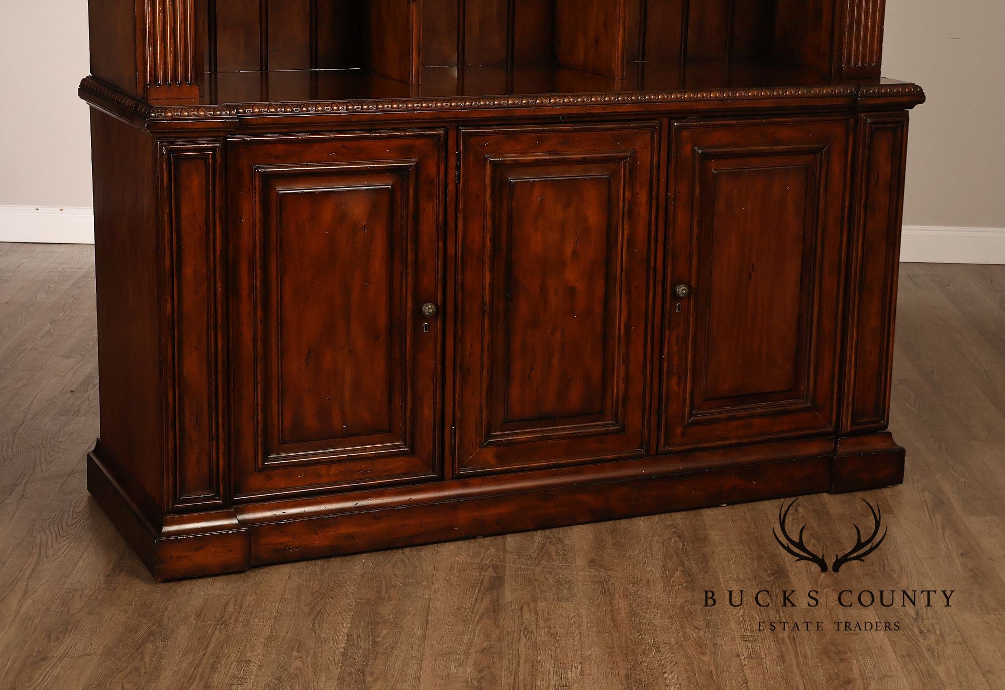 Sligh Large Traditional Lighted Bookcase Cabinet