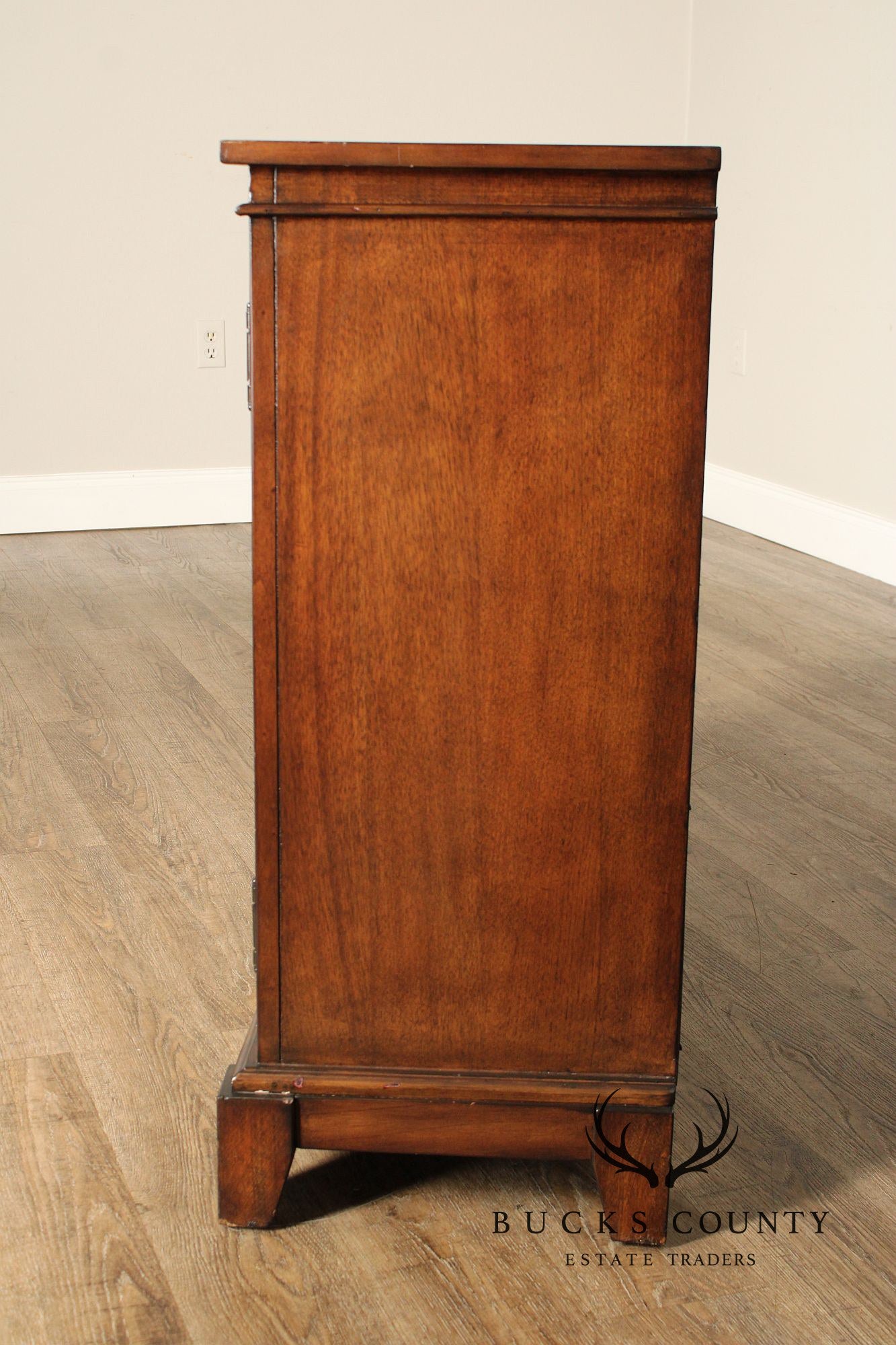 Georgian Style Two-Door Bookcase Display Cabinet