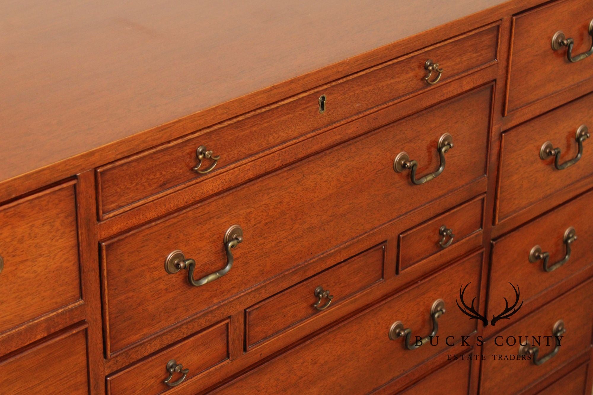 Kittinger Traditional Mahogany Chest of Drawers